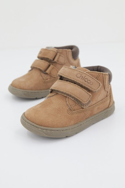 CHICCO GILBERTO en color MARRON (1)
