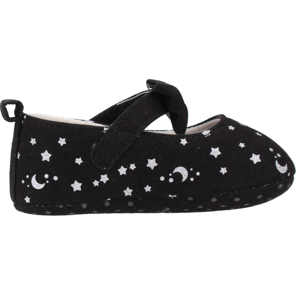 CHICCO ODDY en color NEGRO (4)