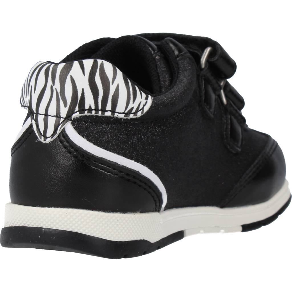 CHICCO GIANDA en color NEGRO (3)
