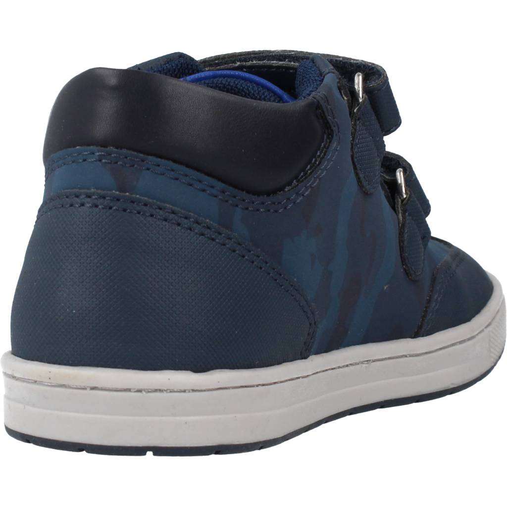 CHICCO C en color AZUL (3)
