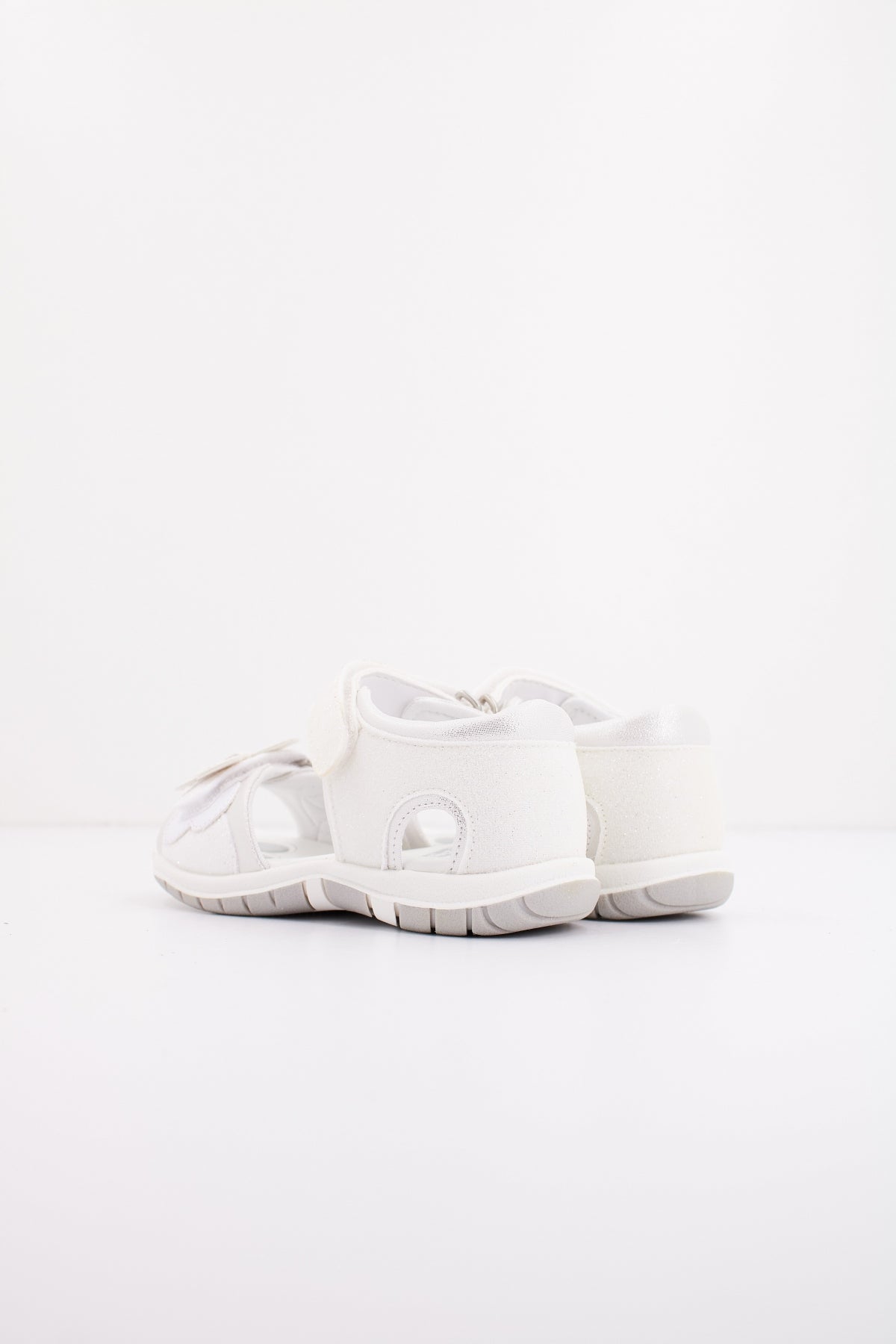 CHICCO FAYE en color BLANCO (3)