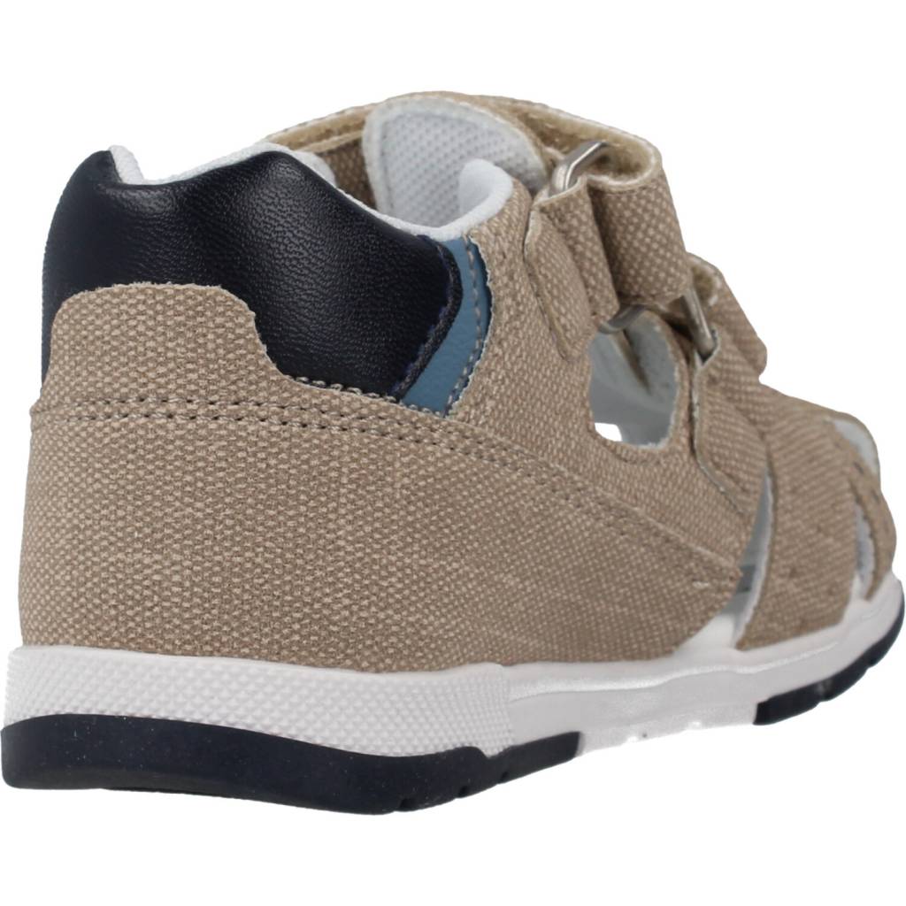 CHICCO C en color BEIS (3)