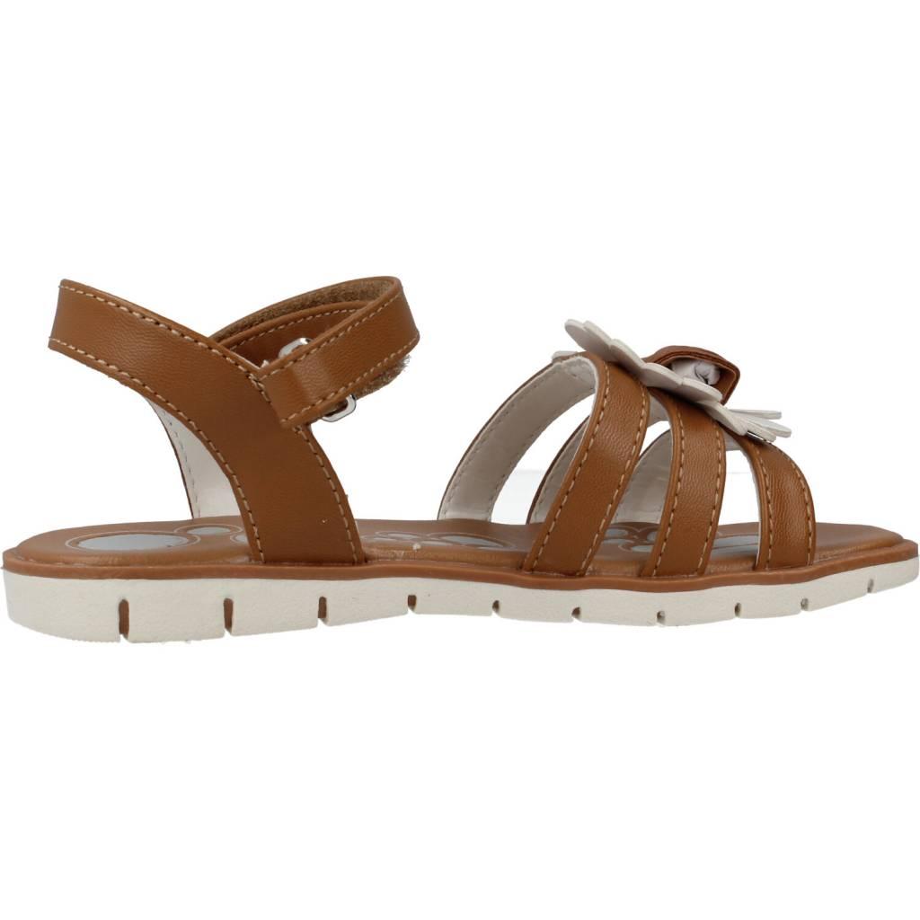 CHICCO COCCOLA en color MARRON (5)