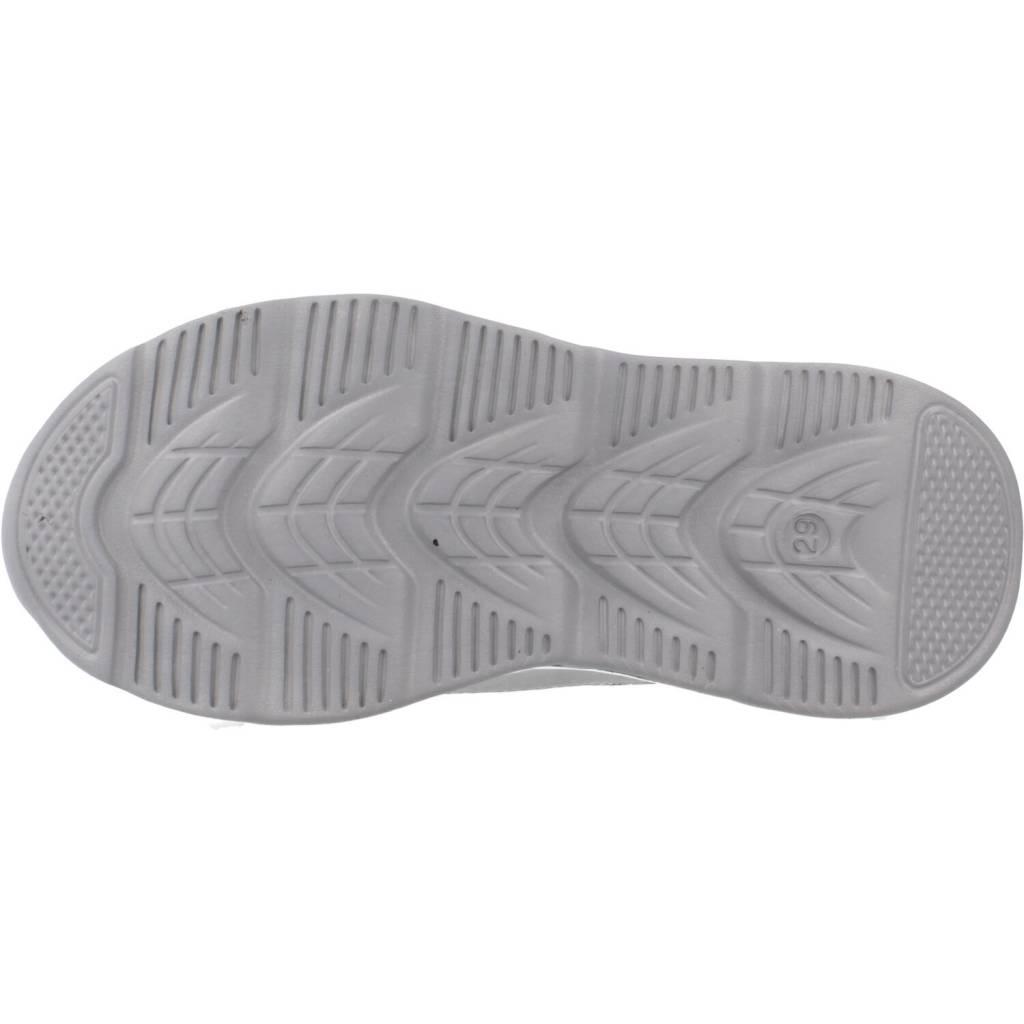 CHICCO CORSA en color GRIS (6)