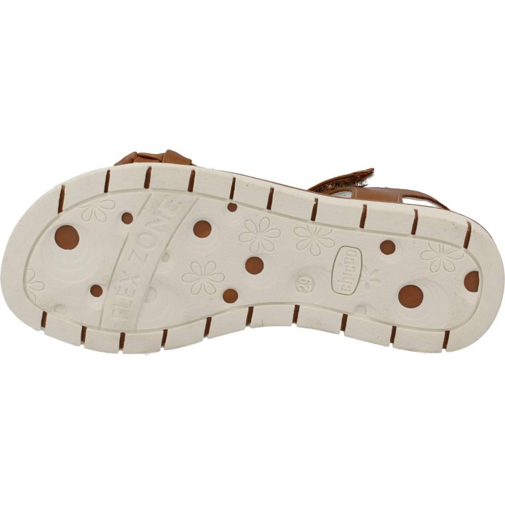 CHICCO CAMELIA en color MARRON CLARO (7)