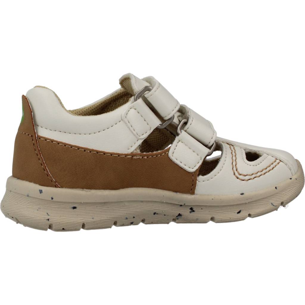 CHICCO C en color BLANCO (4)