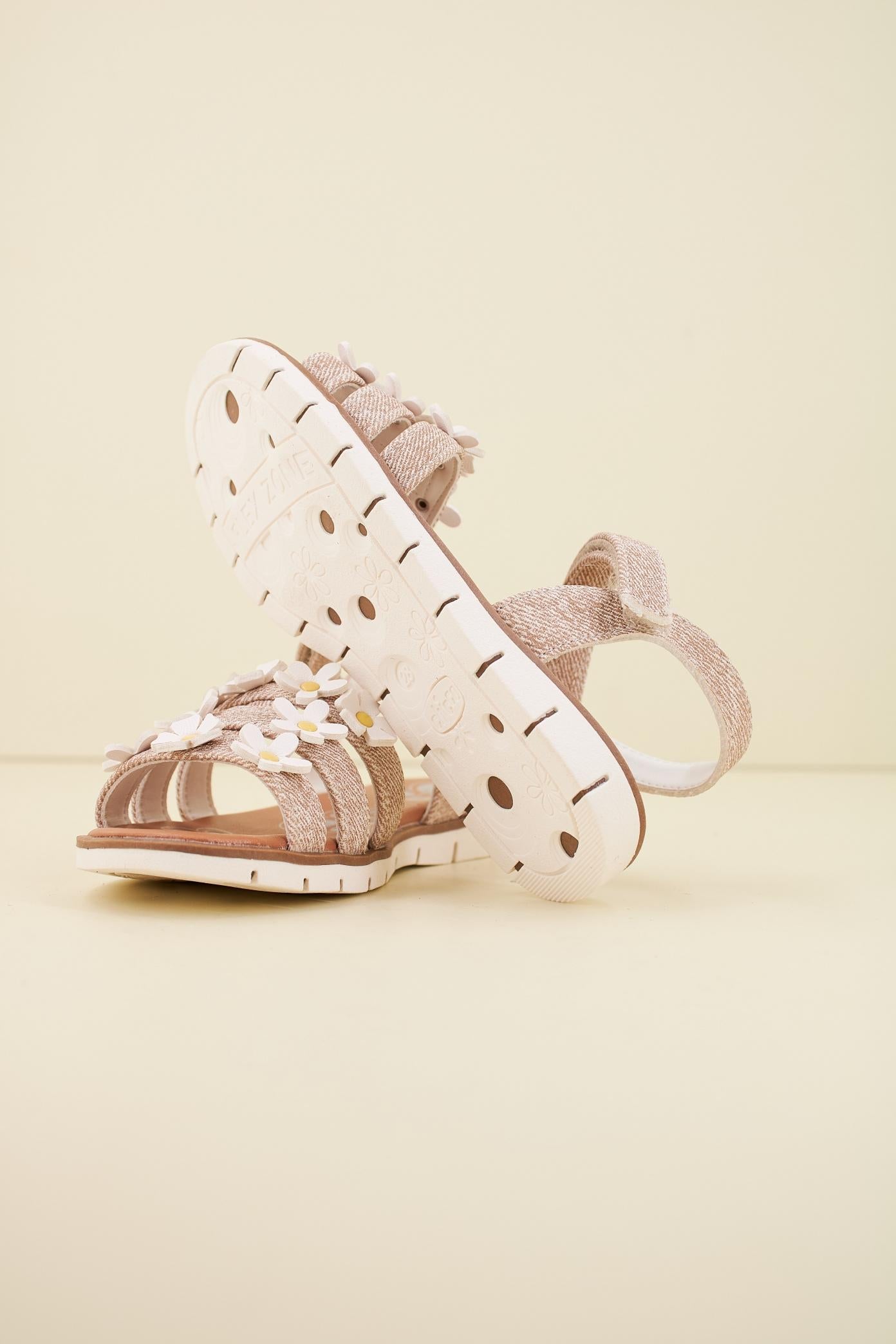 CHICCO CESIRA en color MARRON (4)