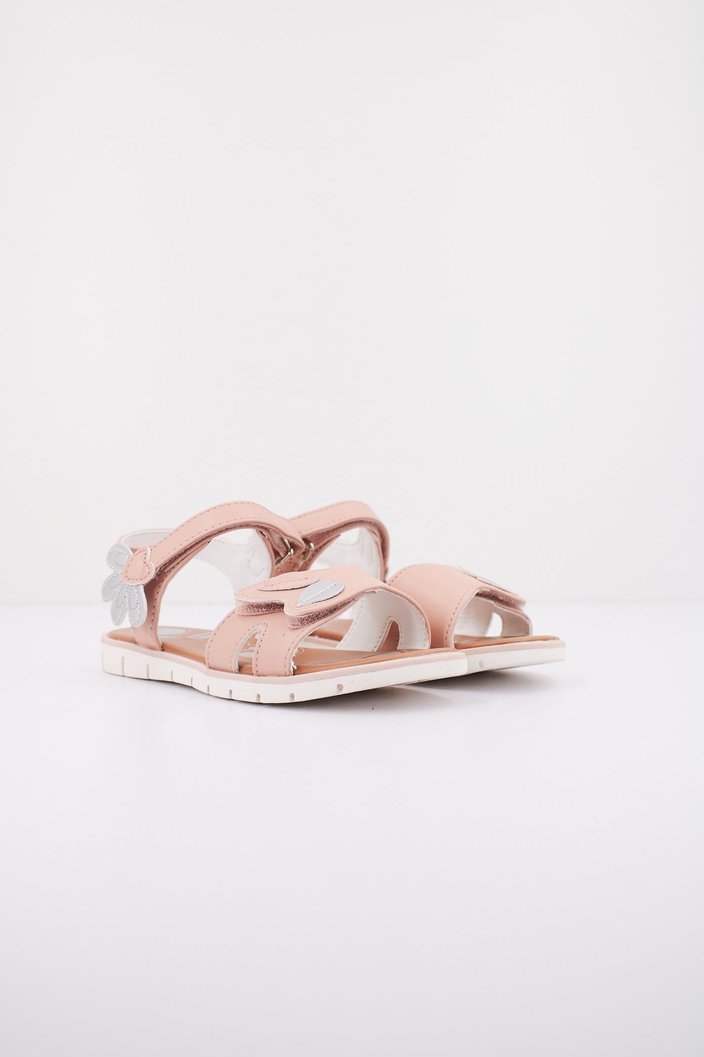 CHICCO CIMA en color NUDE (2)