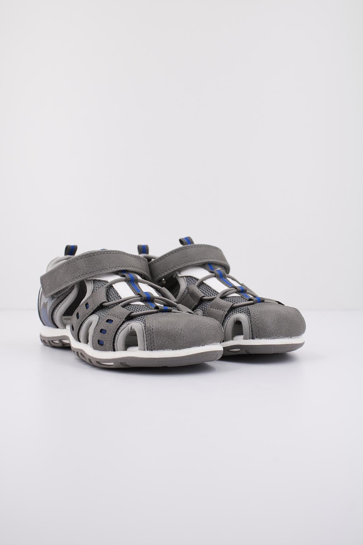 CHICCO CONNER en color GRIS (2)