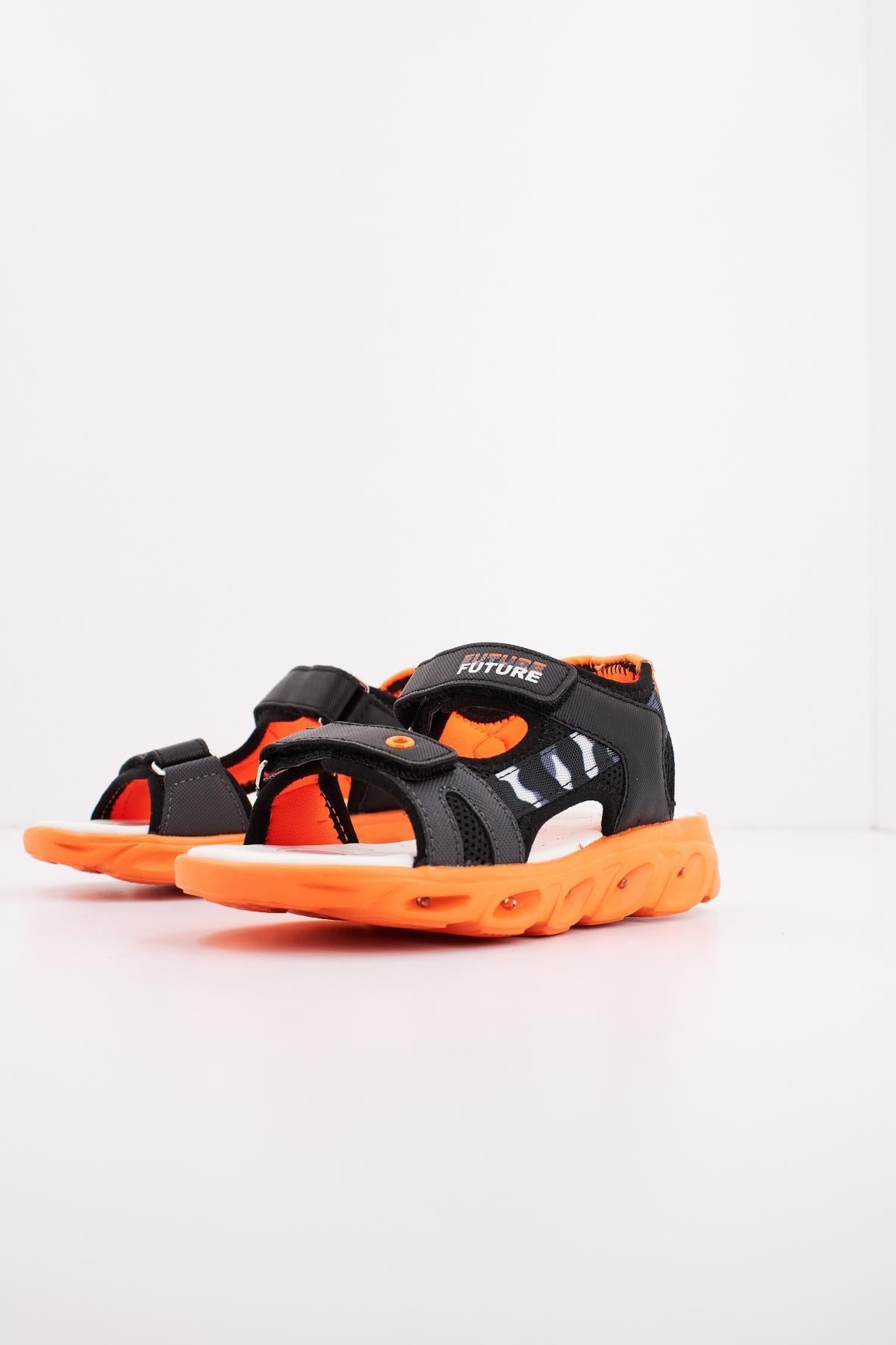 CHICCO CAIDEN en color NEGRO (2)