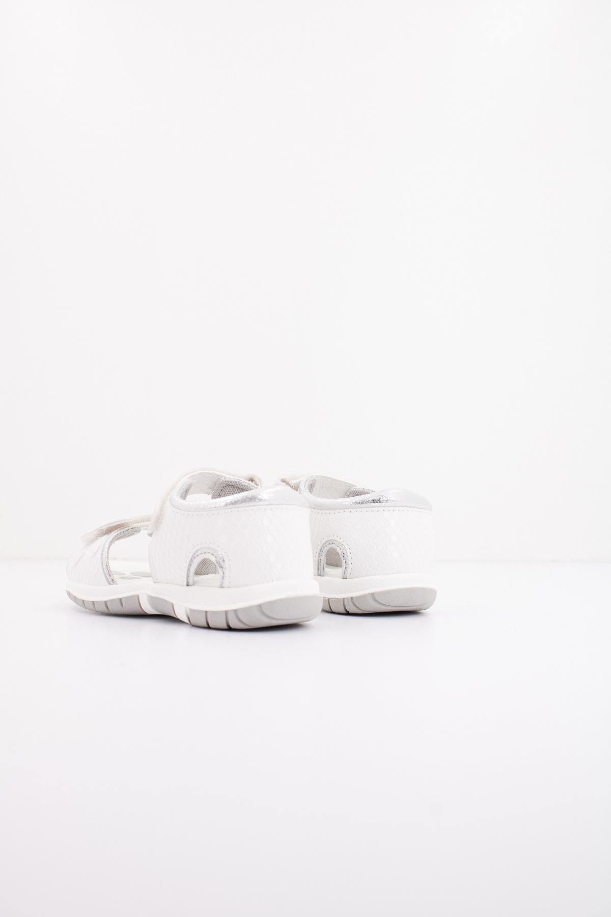 CHICCO FRISBY en color BLANCO (3)
