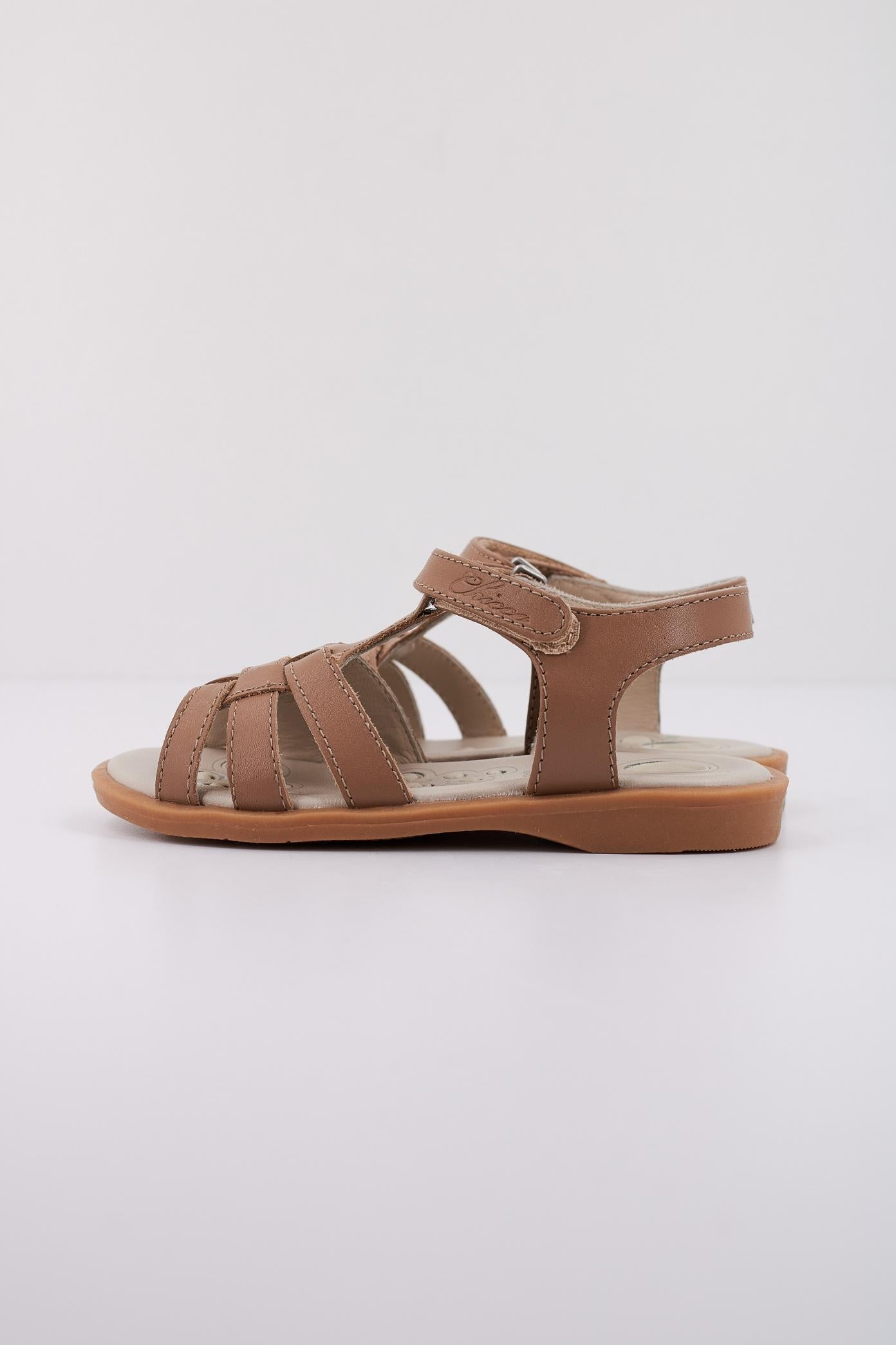 CHICCO CARMYS en color MARRON (1)