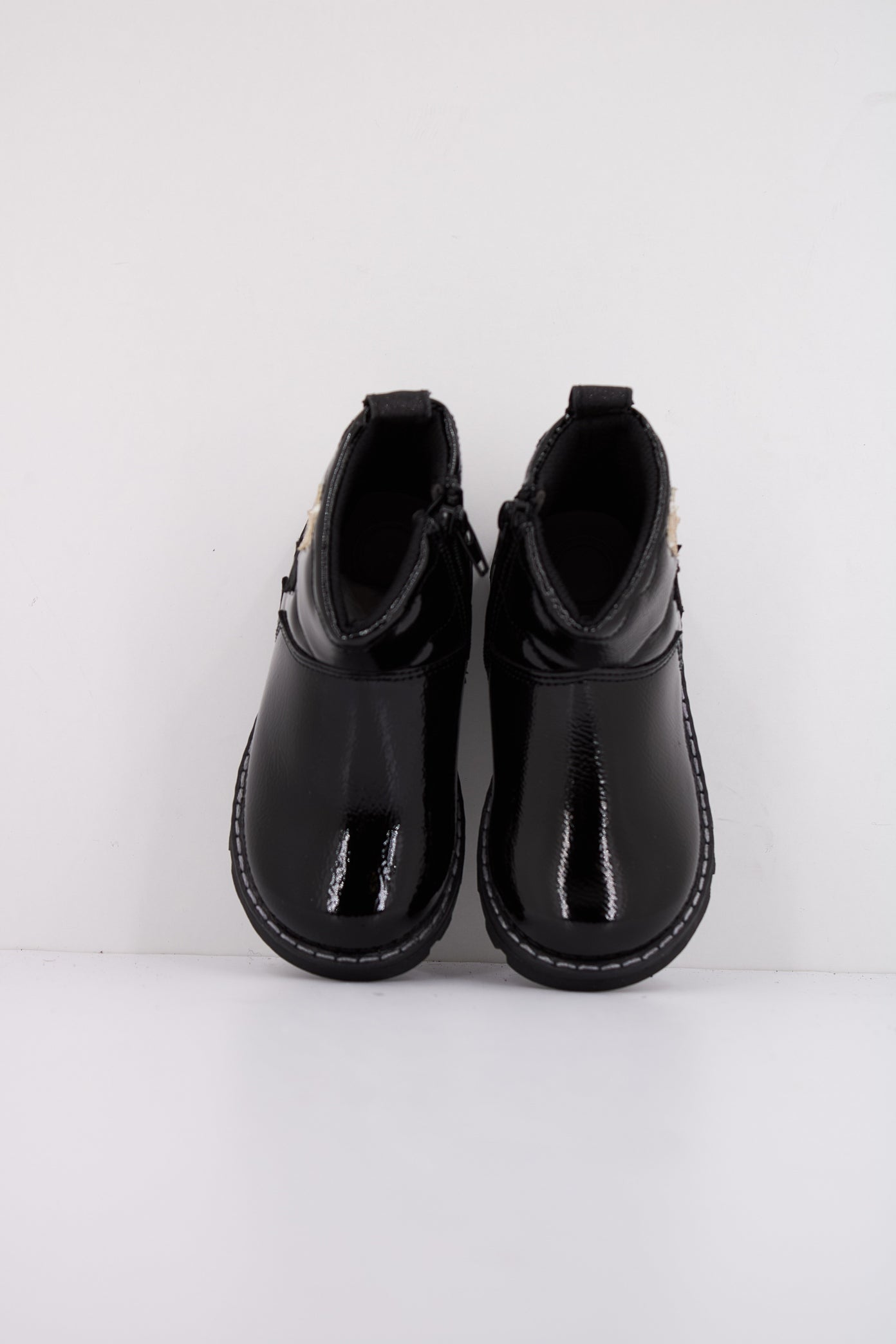 CHICCO FONDY en color NEGRO (3)