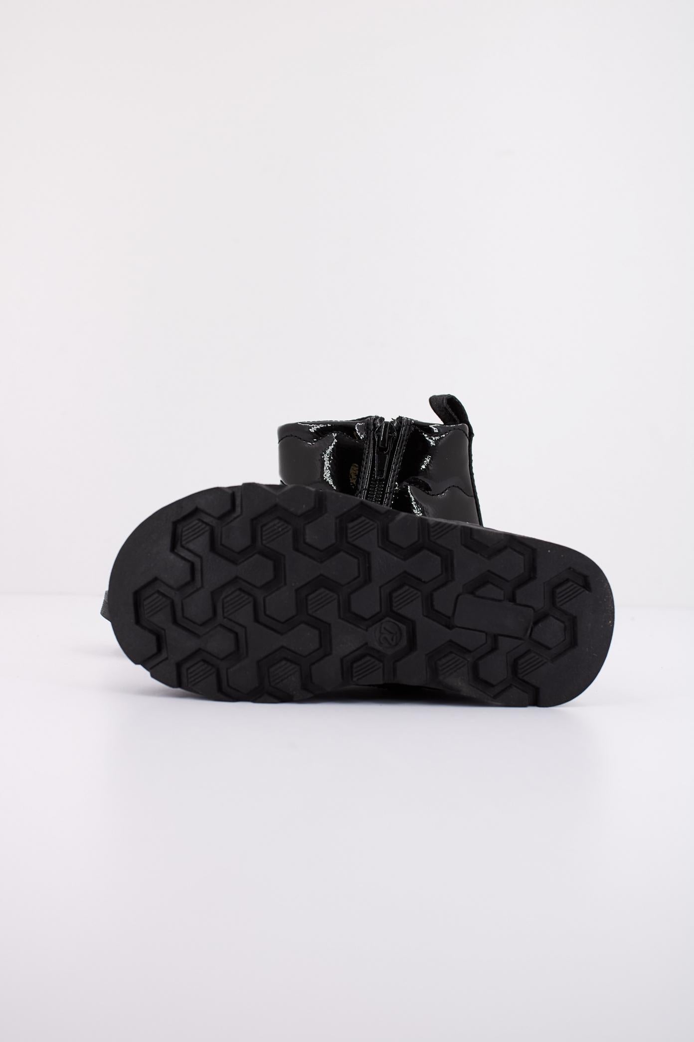 CHICCO FONDY en color NEGRO (5)