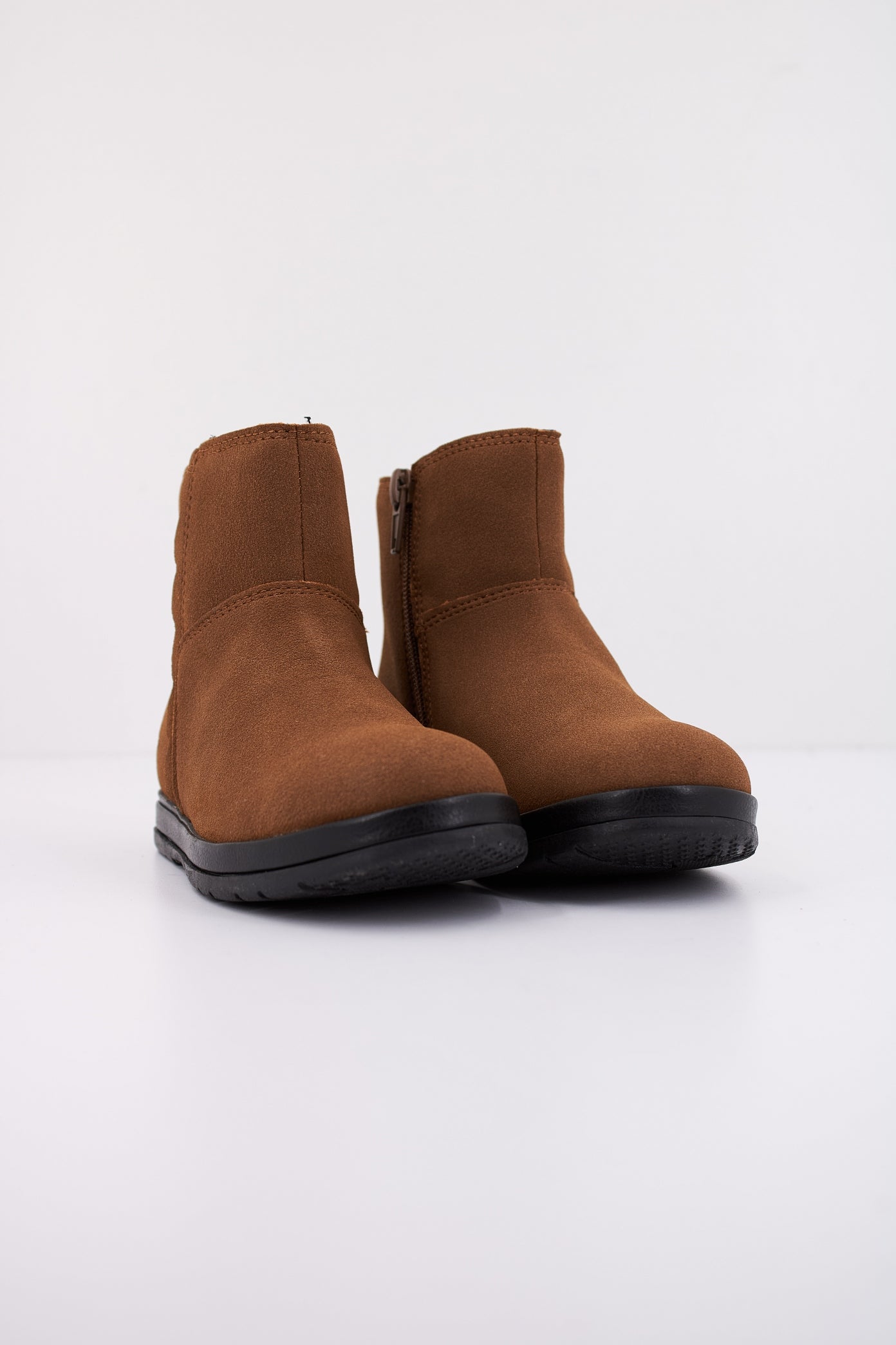 CHICCO C en color MARRON (2)