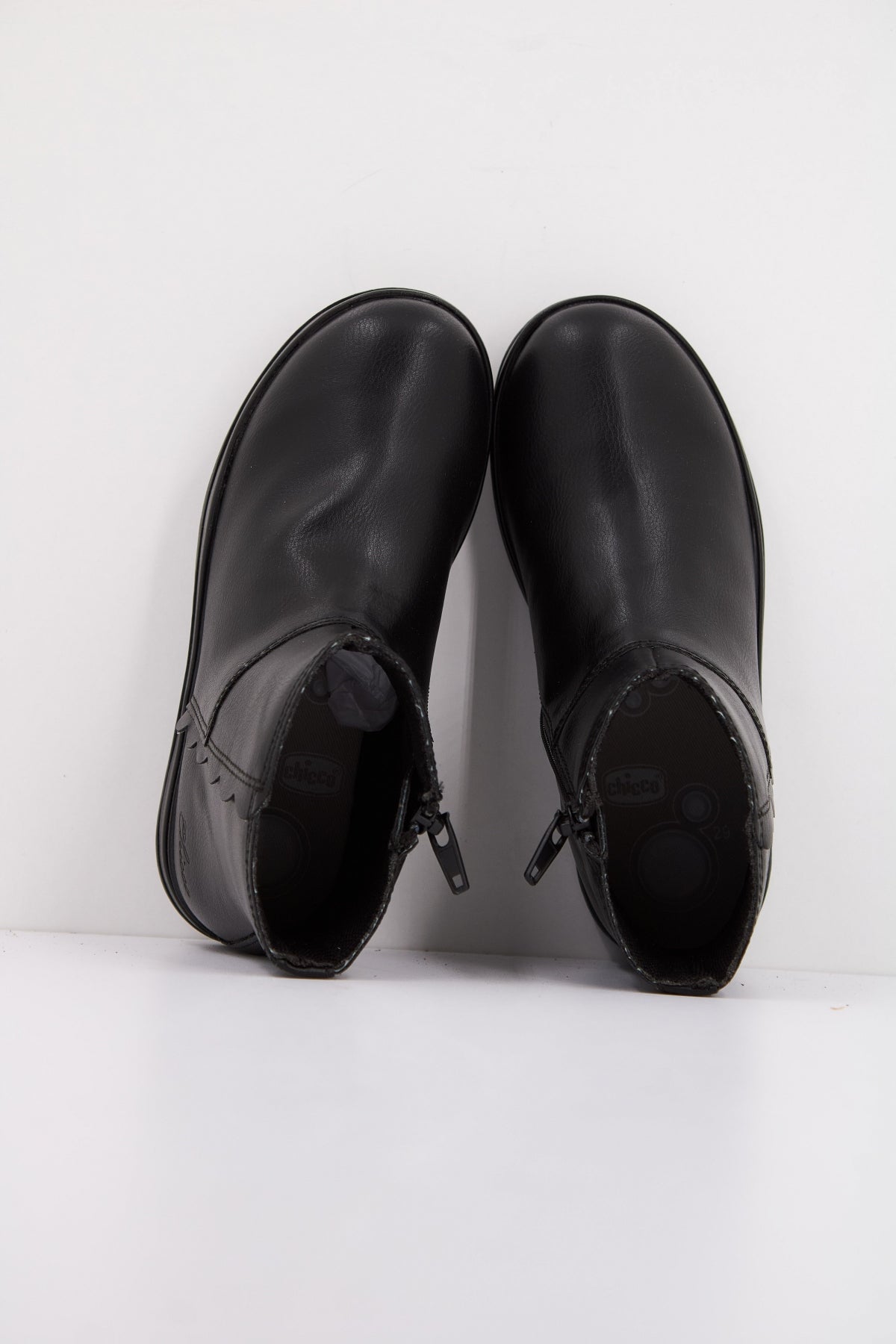 CHICCO C  en color NEGRO  (3)