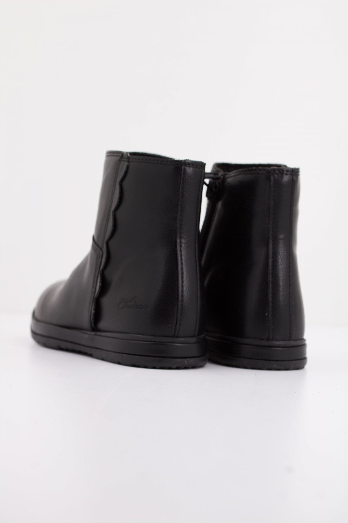 CHICCO C  en color NEGRO  (4)