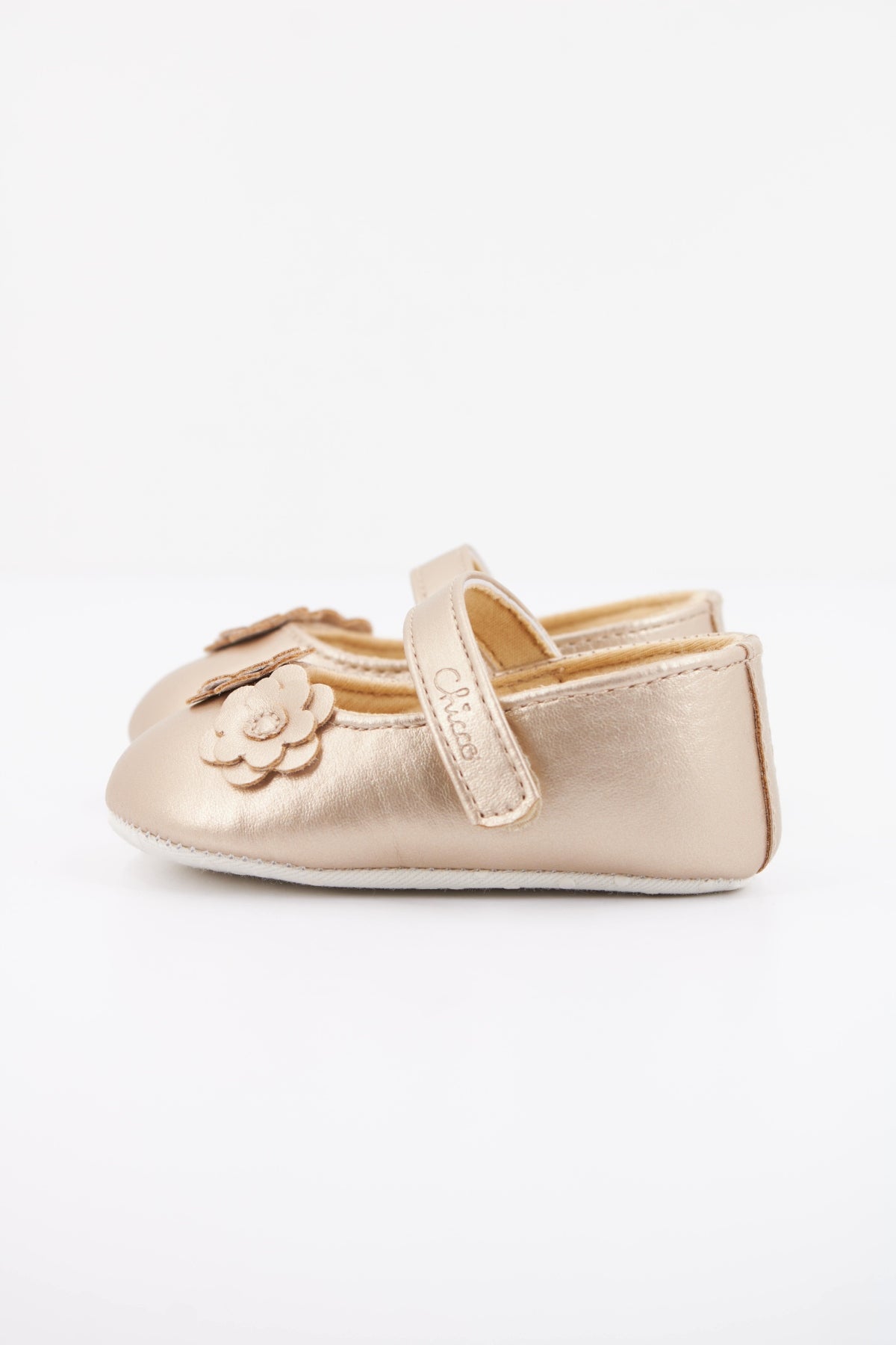 CHICCO MERCEDITAS ORTEBY en color ORO (1)