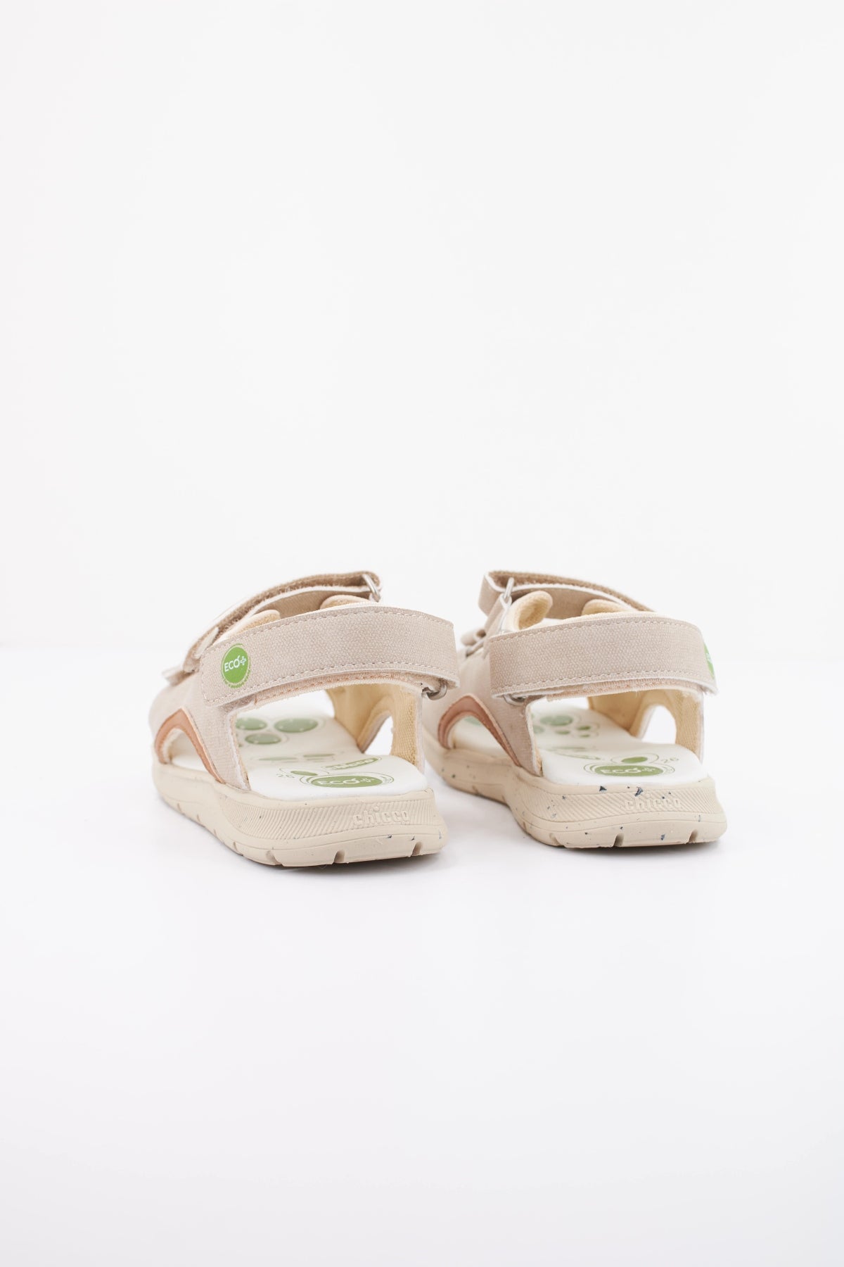 CHICCO CELES en color MARRON CLARO (4)