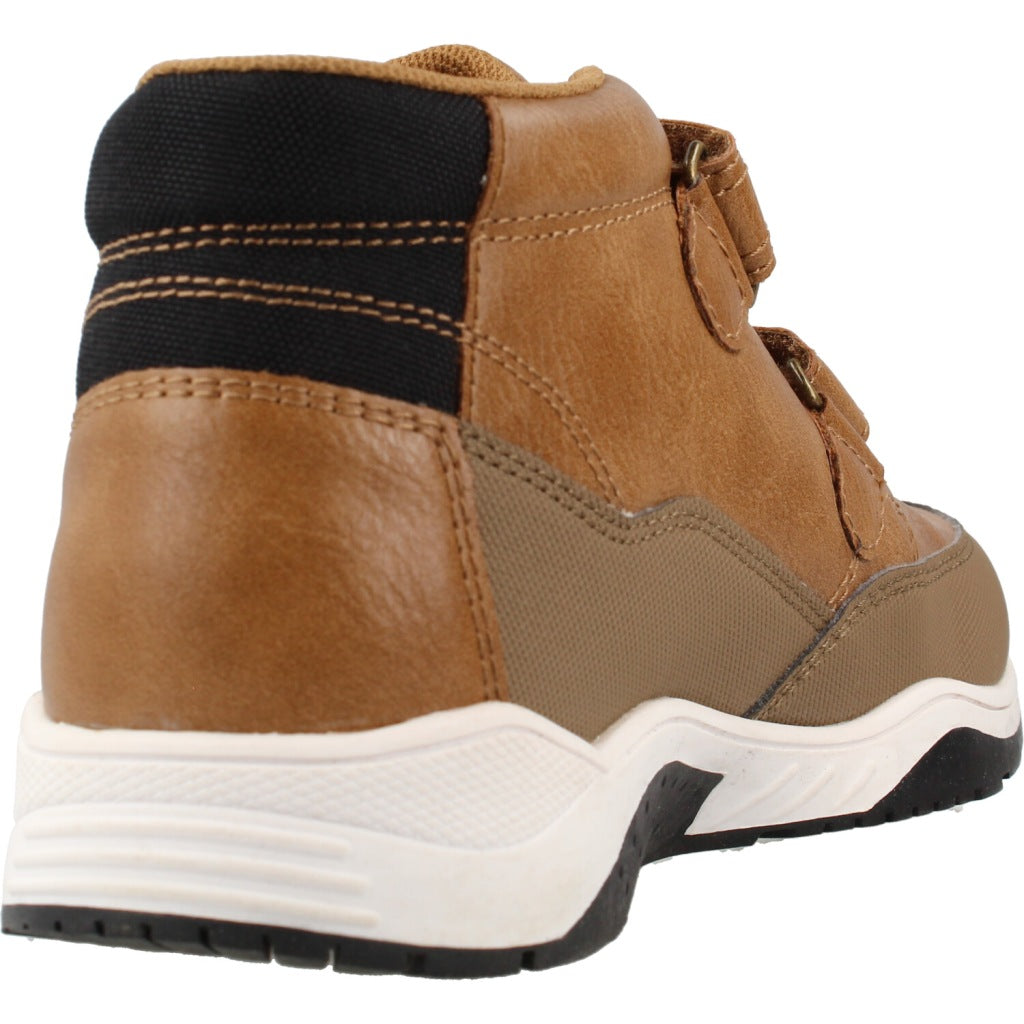 CHICCO C en color MARRON (3)