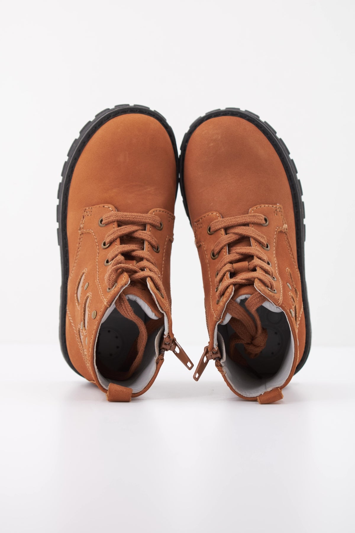 CHICCO C en color MARRON (3)