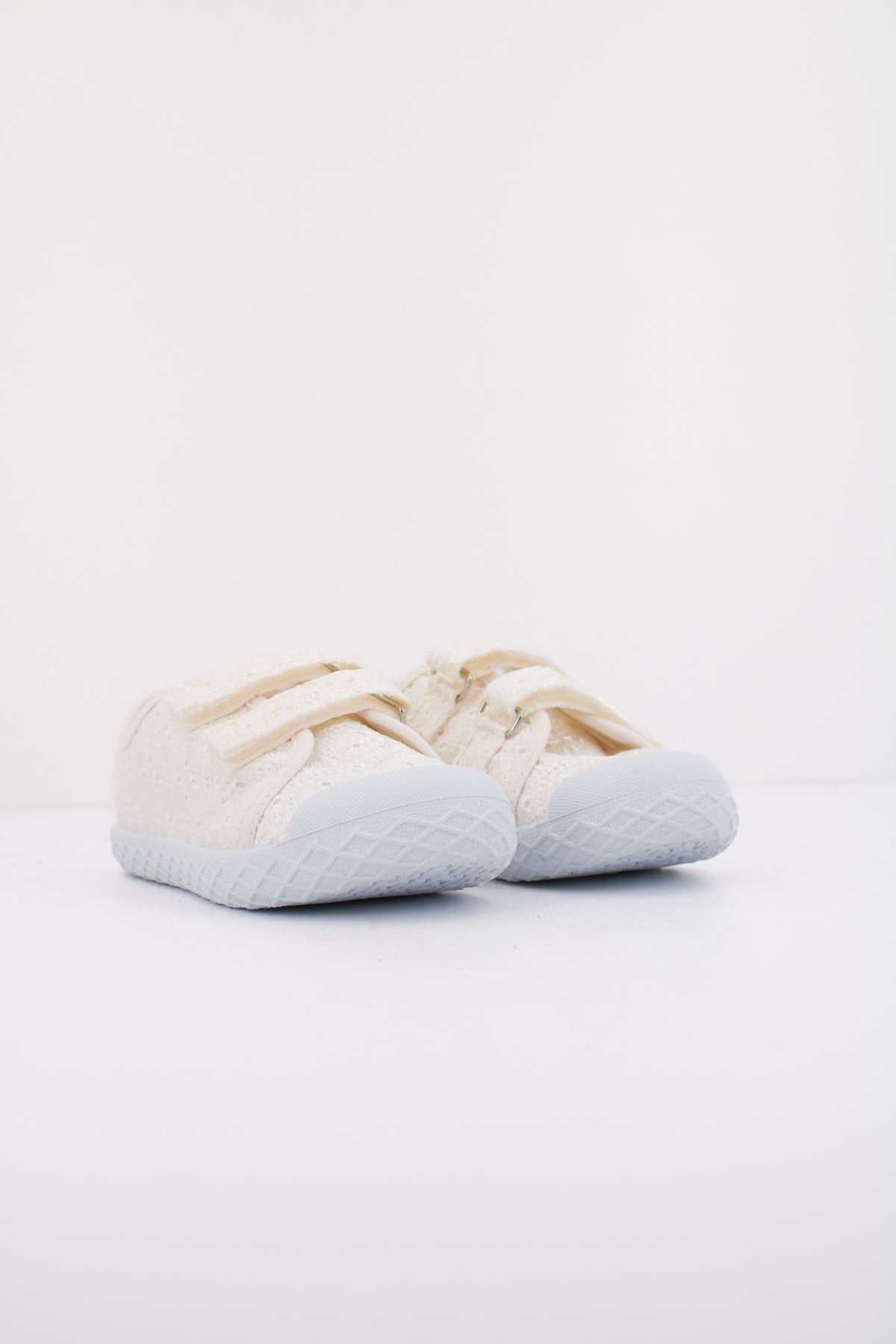 CHICCO CAMBRIDGE en color BLANCO (2)