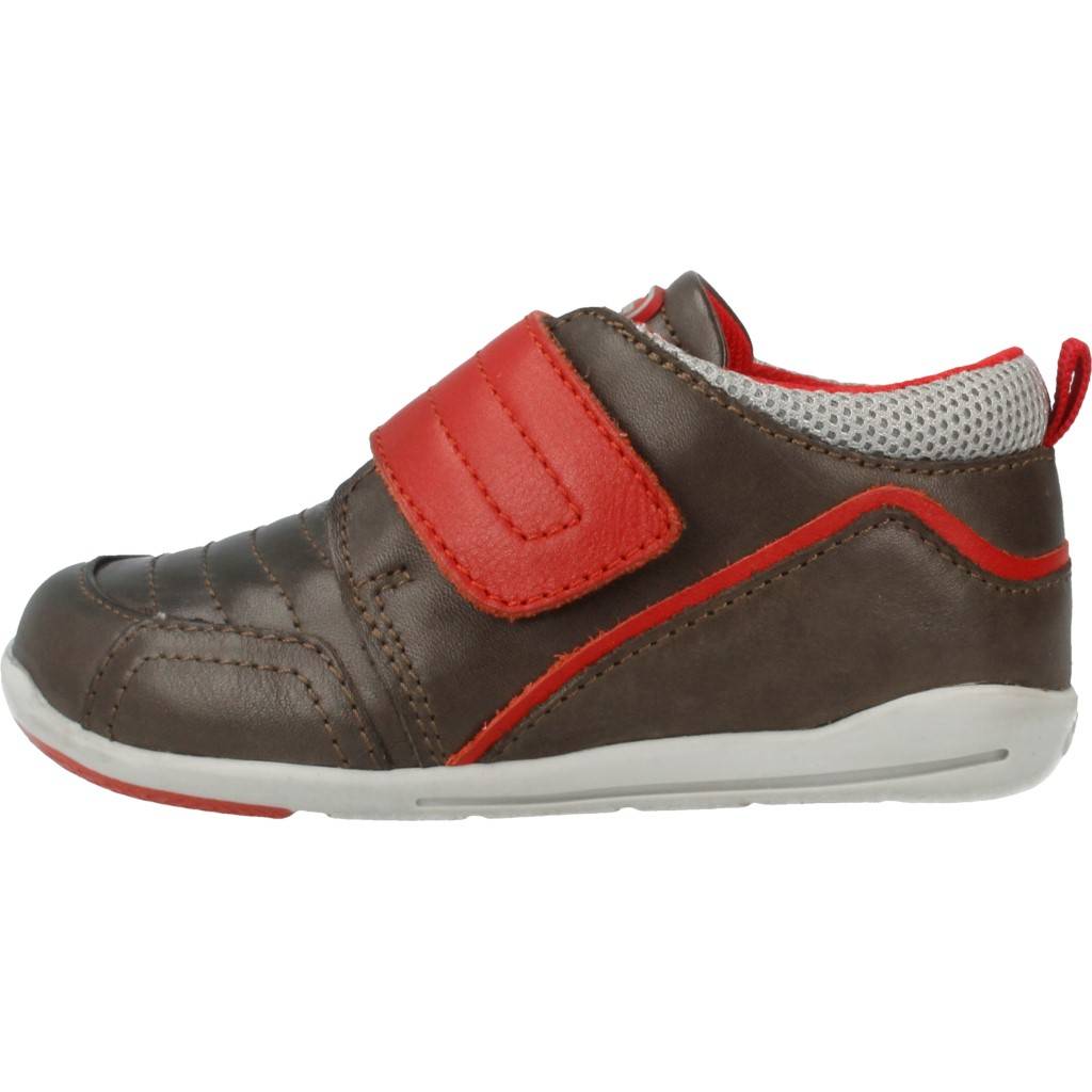 CHICCO G en color MARRON (2)