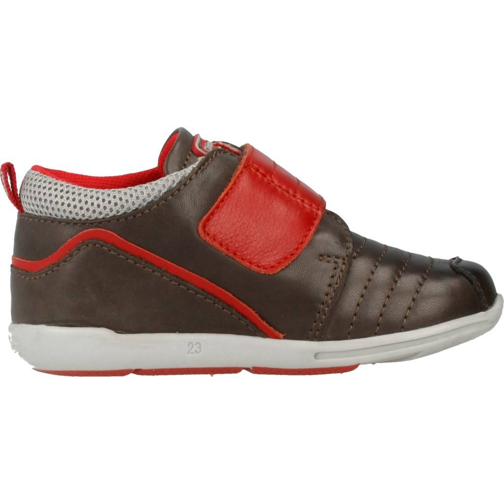 CHICCO G en color MARRON (4)