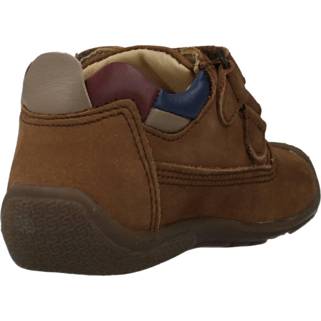 CHICCO GEREMY en color MARRON (3)