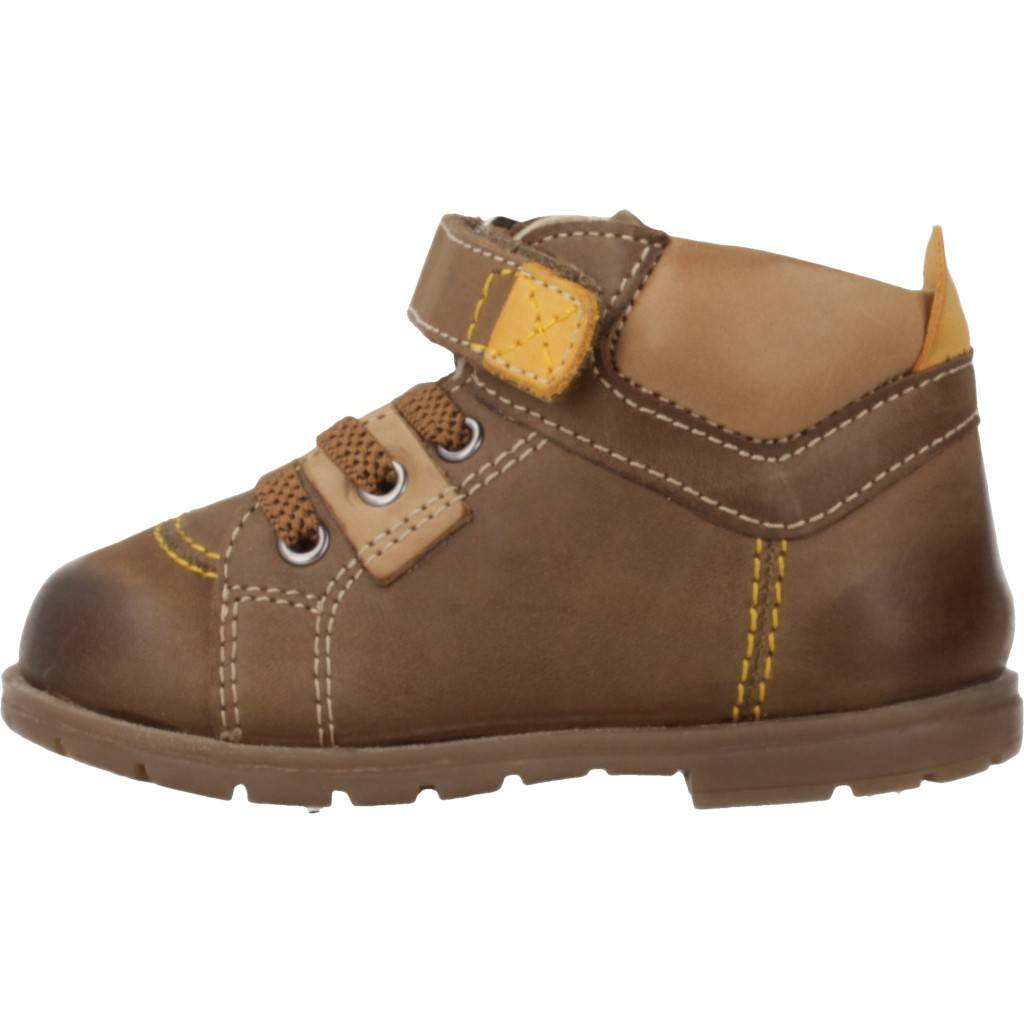 CHICCO GORIX en color MARRON (2)