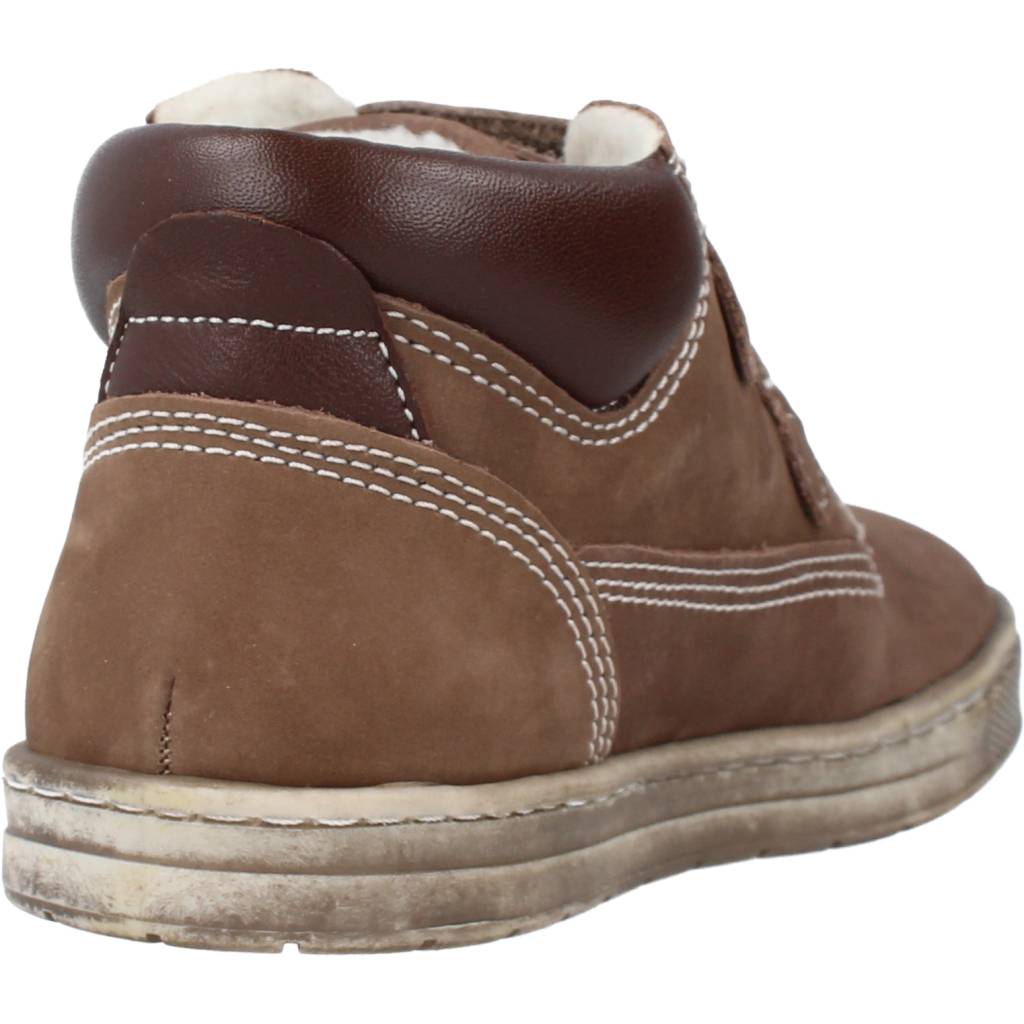 CHICCO CLAY en color MARRON (3)