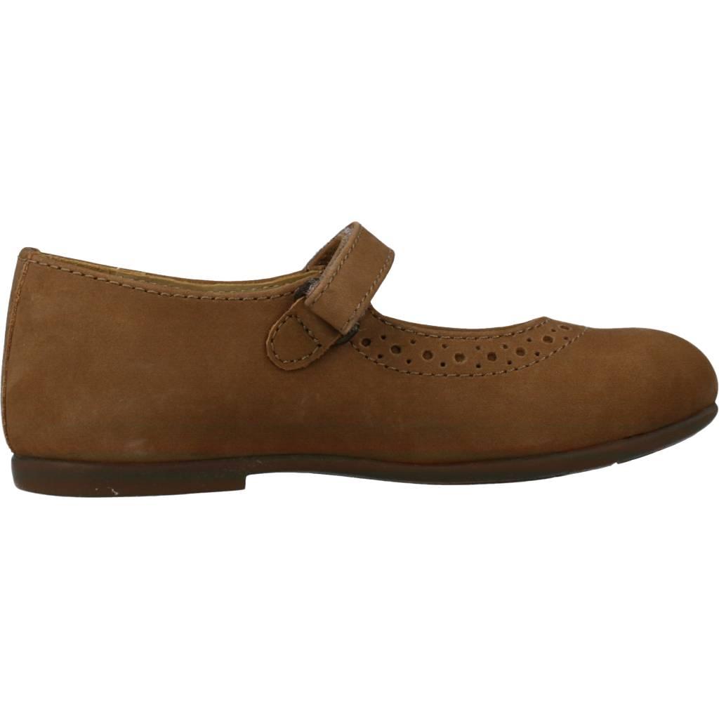 CHICCO CECYL en color MARRON (4)