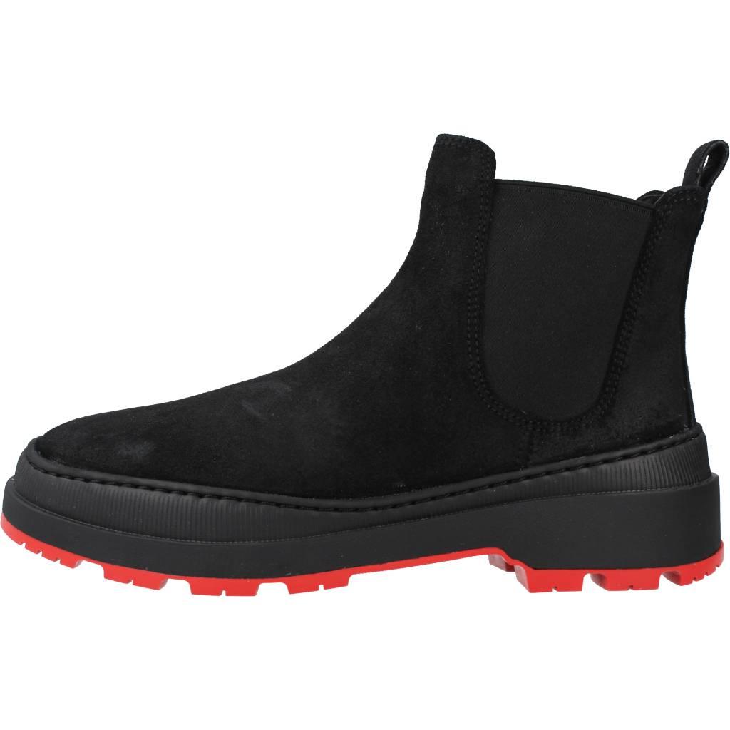 CAMPER BRUTOS en color NEGRO (2)