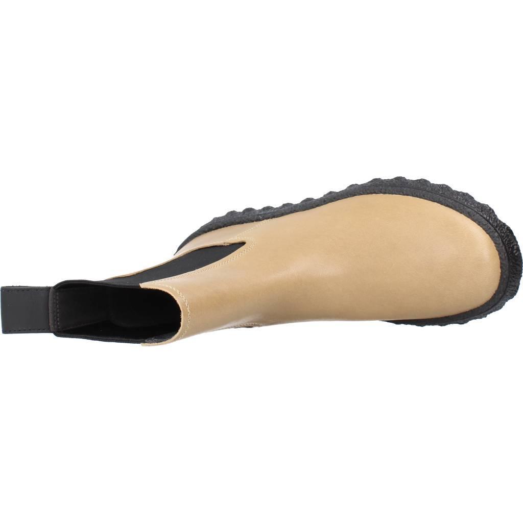 CAMPER GROUND en color MARRON CLARO (7)