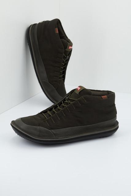 CAMPER HUM.RY LLAPIS en color VERDE (1)