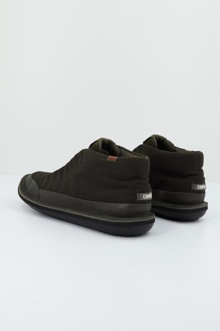 CAMPER HUM.RY LLAPIS en color VERDE (3)