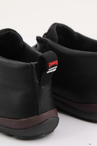 CAMPER PEU PISTA en color NEGRO (4)