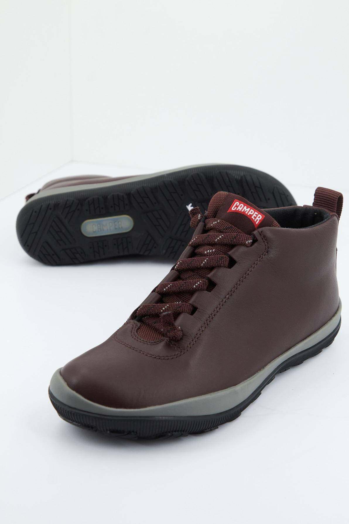 CAMPER PEU PISTA GM en color BURDEOS (1)