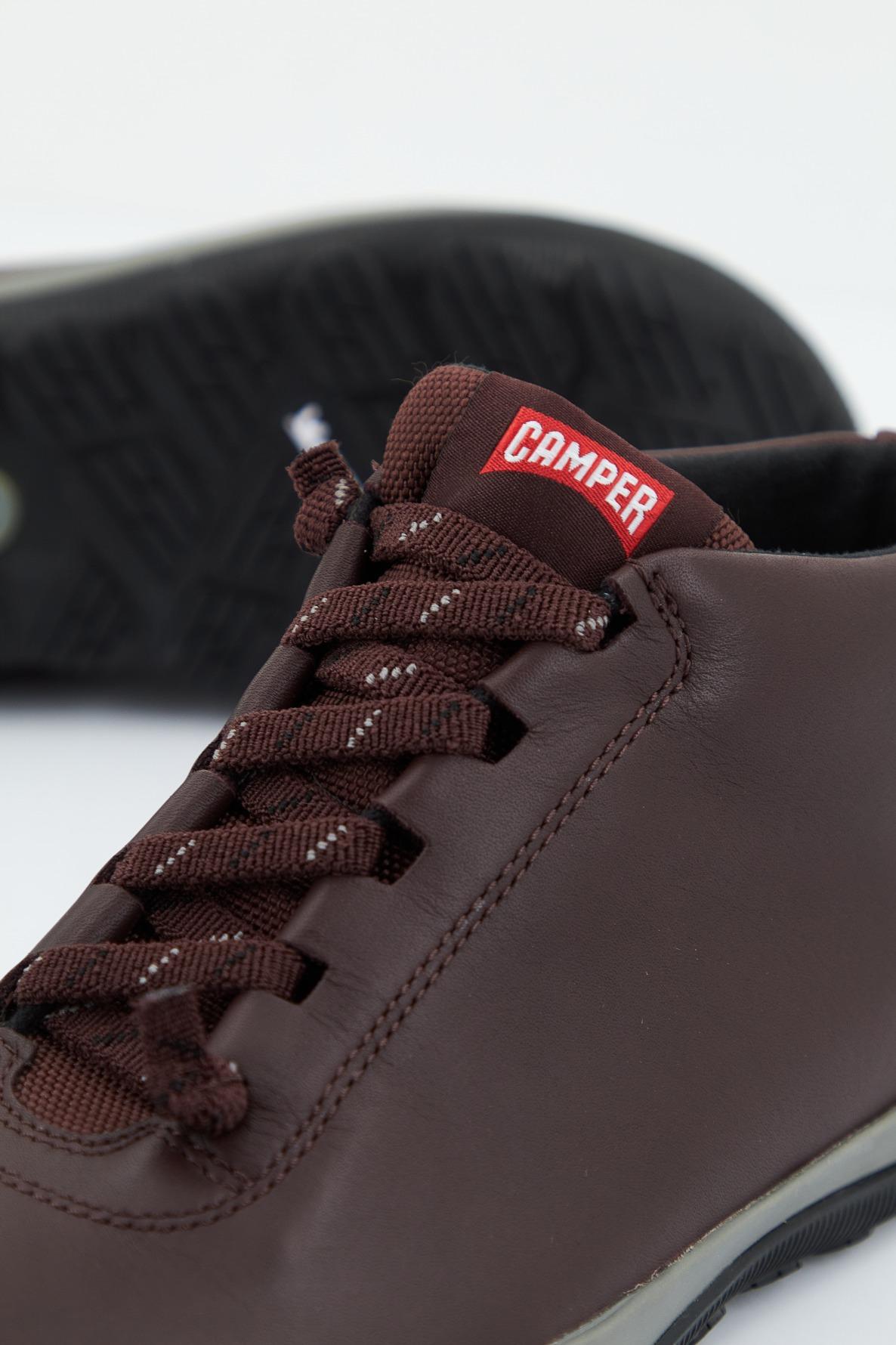 CAMPER PEU PISTA GM en color BURDEOS (4)