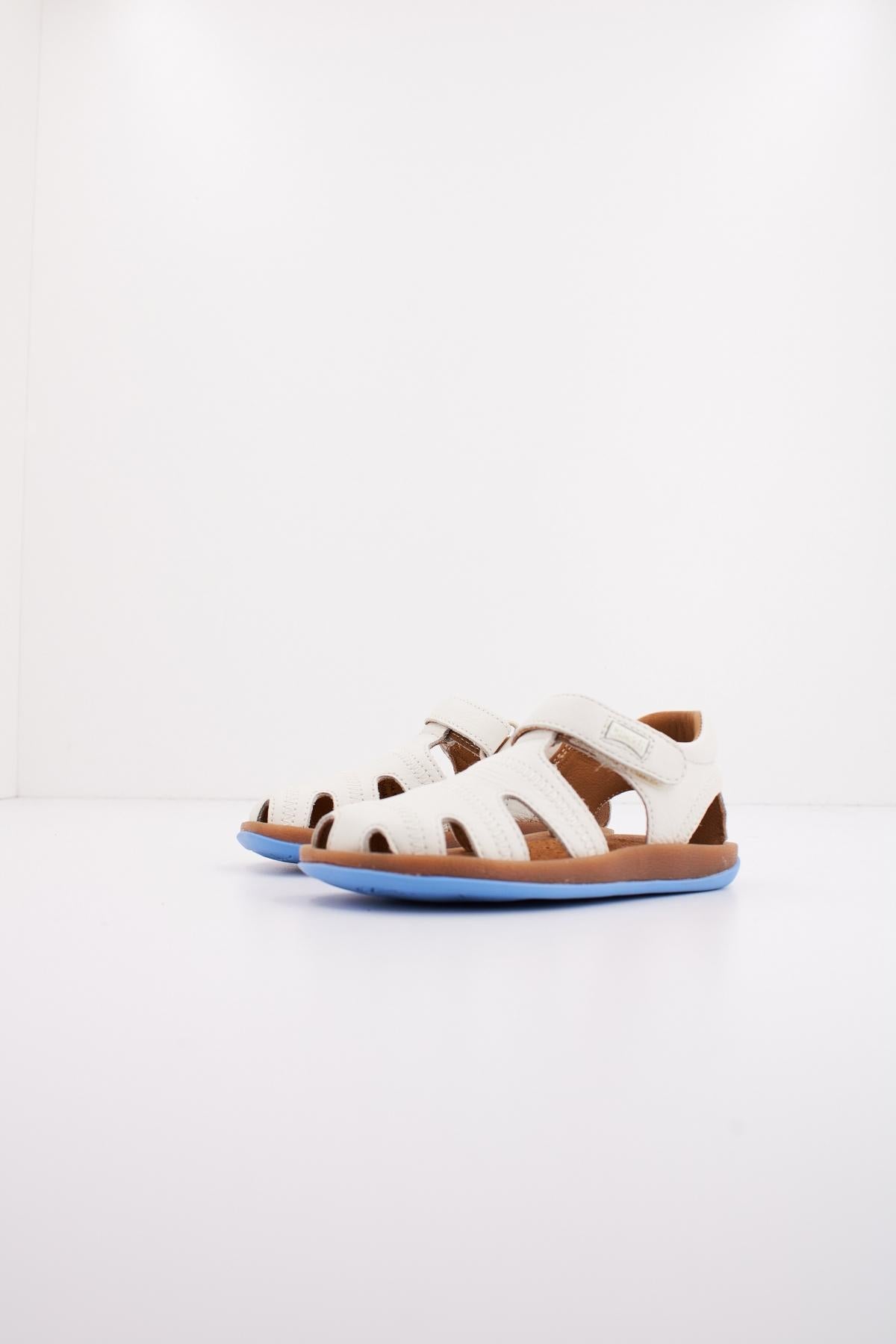 CAMPER SELLA HOUSTON/BICHO FW RY en color BLANCO (2)