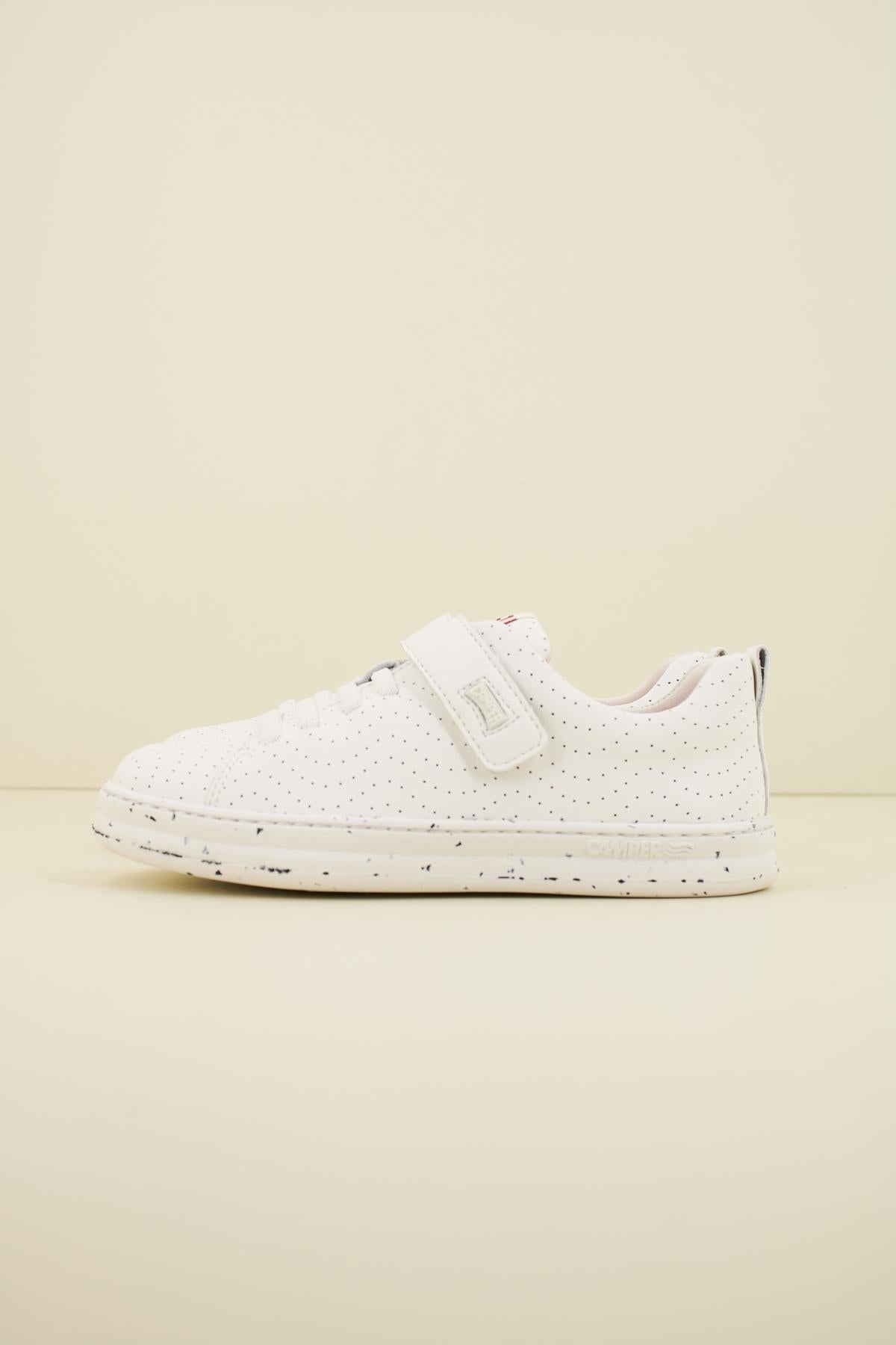 CAMPER RUNNER FOUR KIDS en color BLANCO (1)