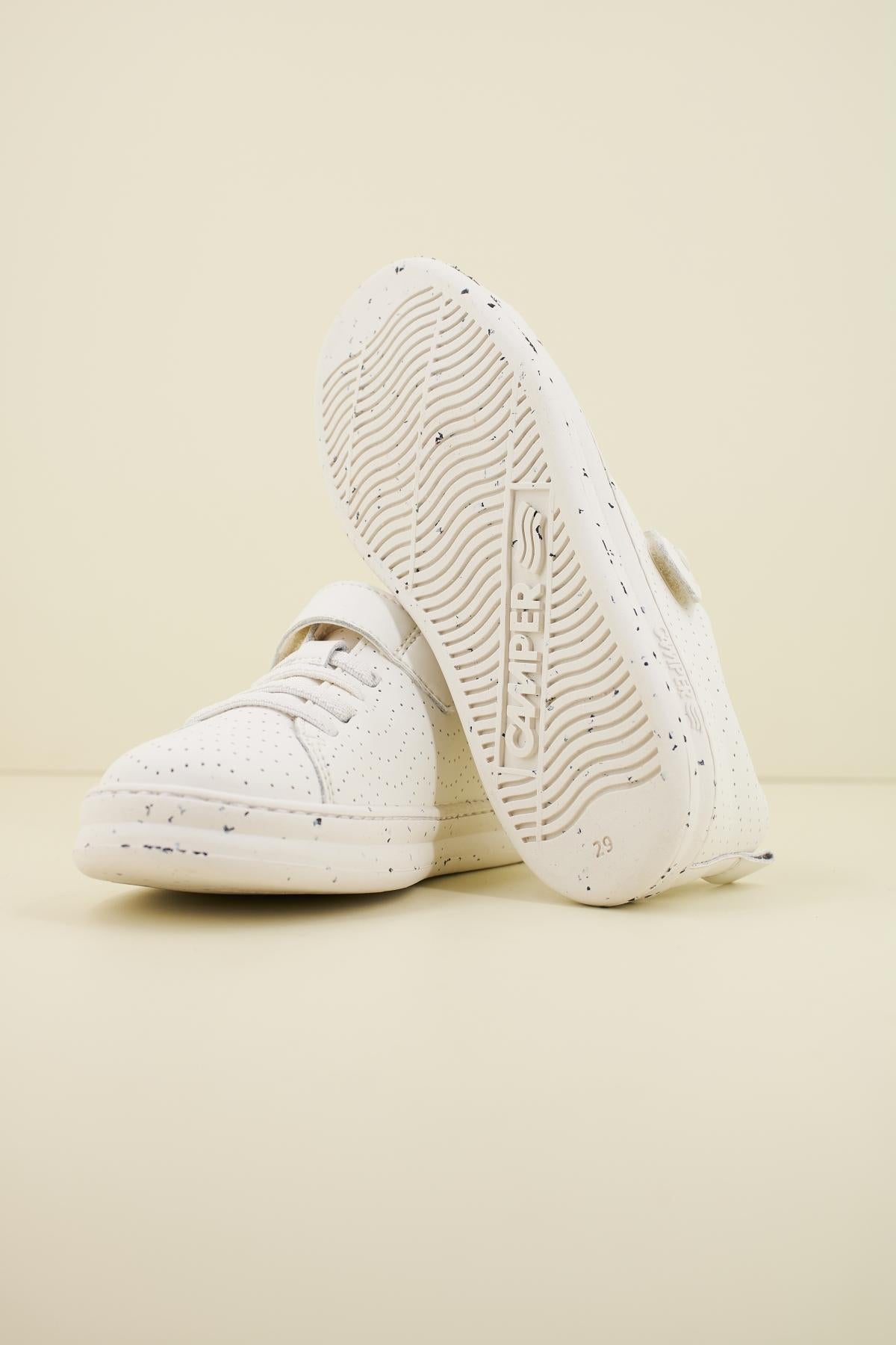 CAMPER RUNNER FOUR KIDS en color BLANCO (4)