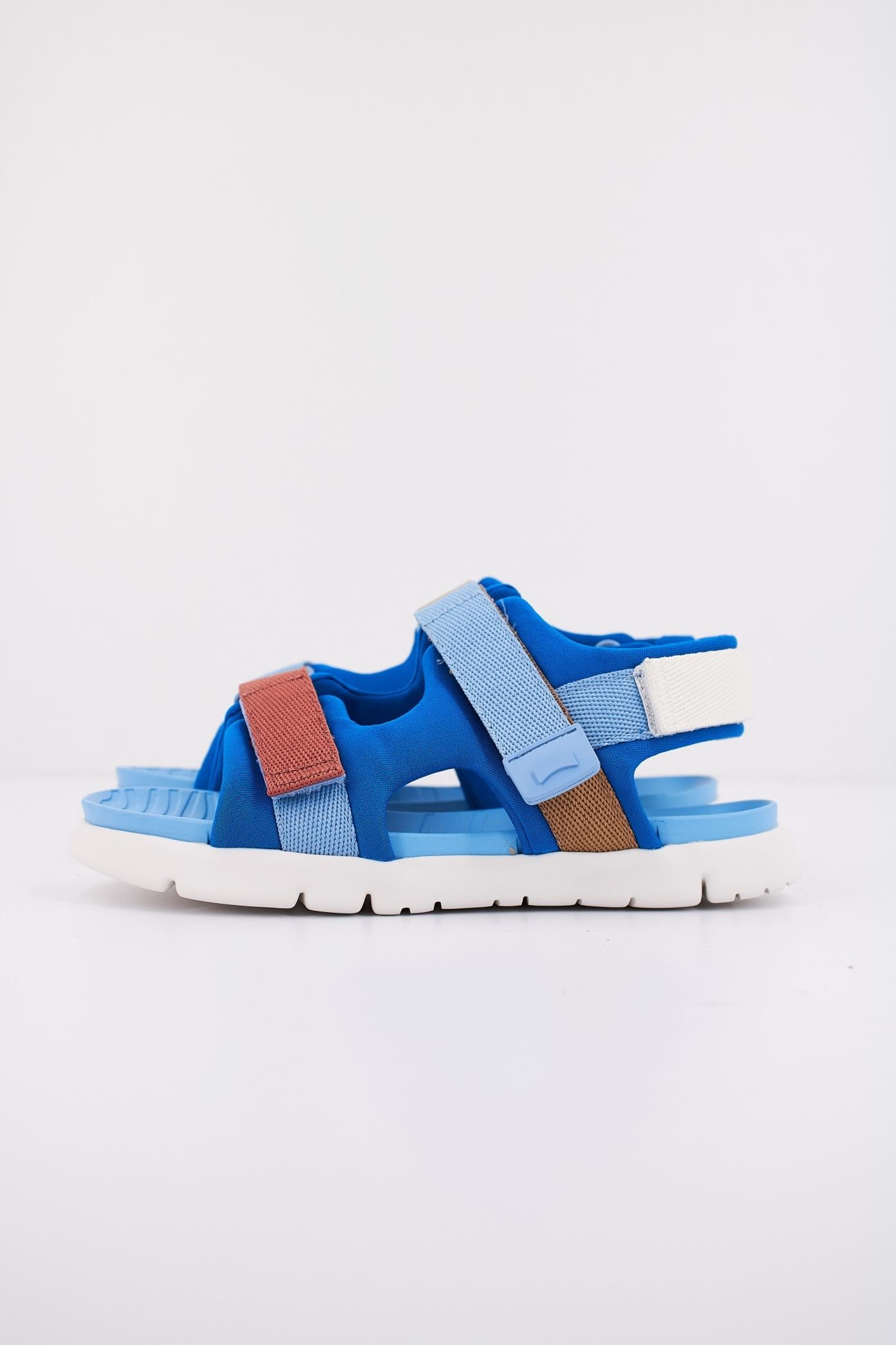 CAMPER K en color AZUL (1)
