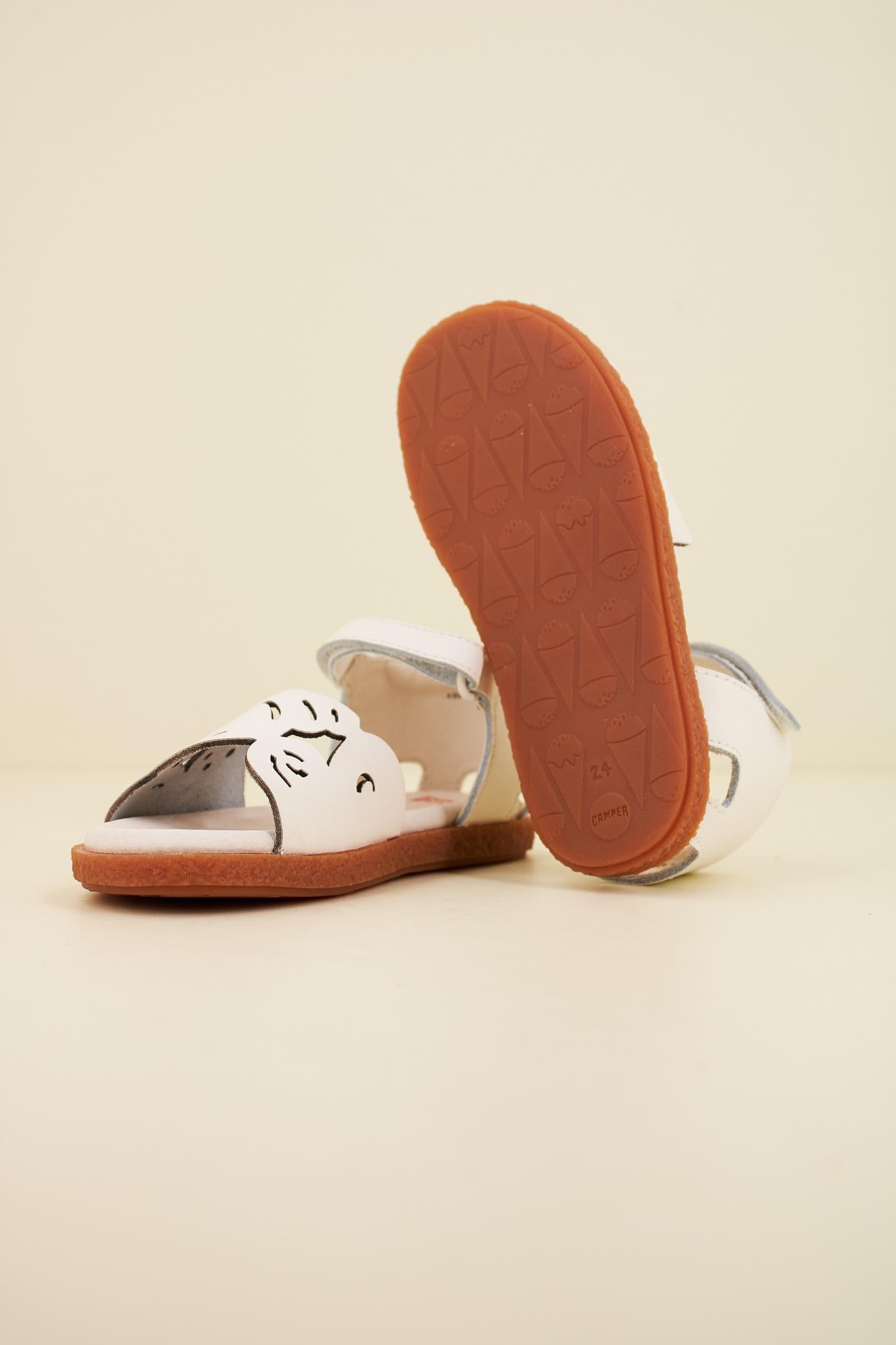 CAMPER TWS KIDS en color BLANCO (4)