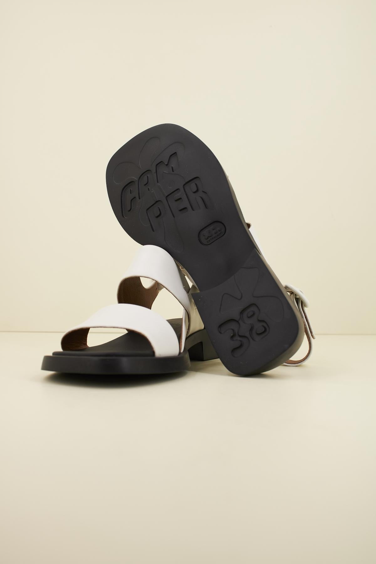 CAMPER DANA en color BLANCO (4)
