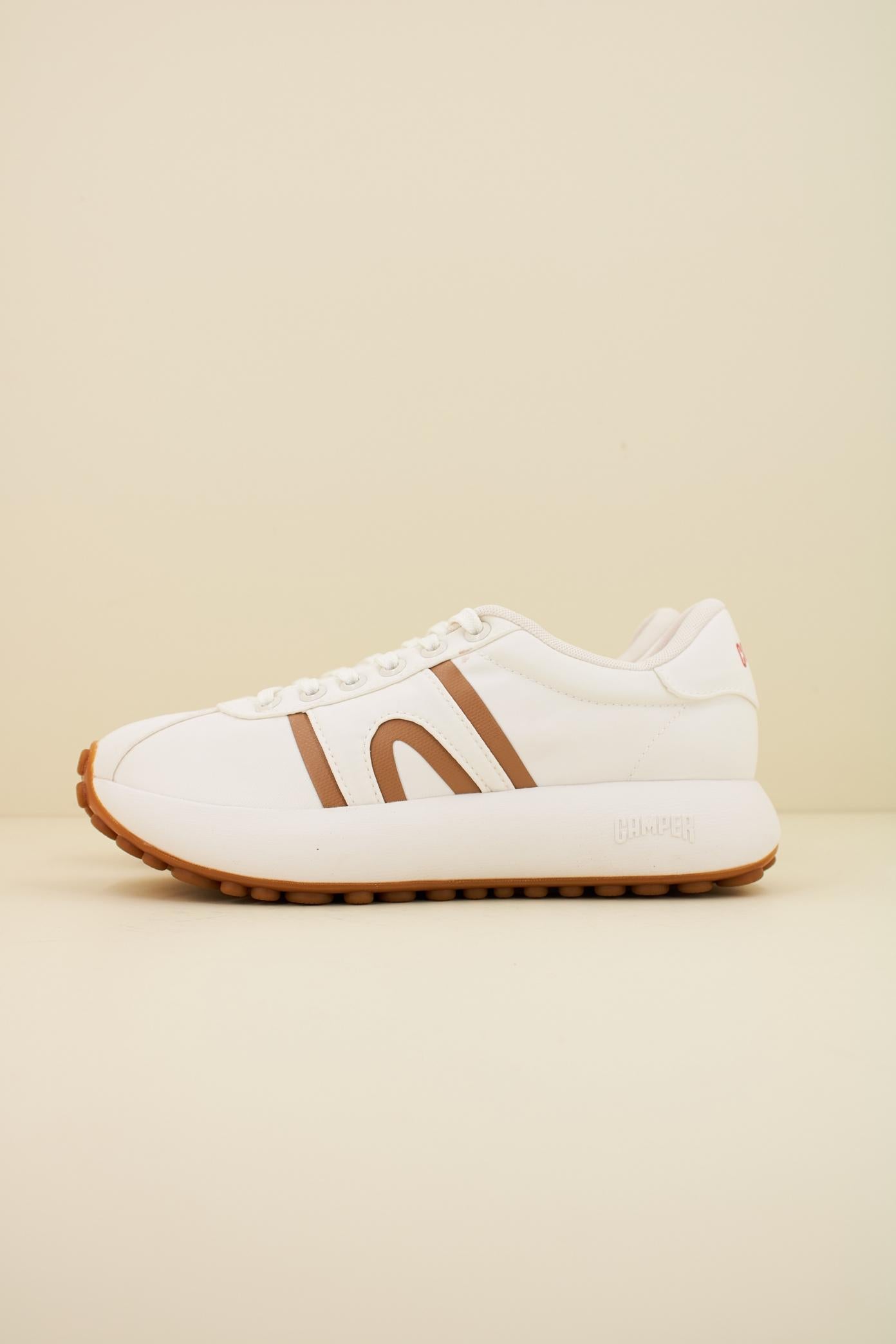 CAMPER VEGA HOUSTON,FILM CRATE en color BLANCO (1)