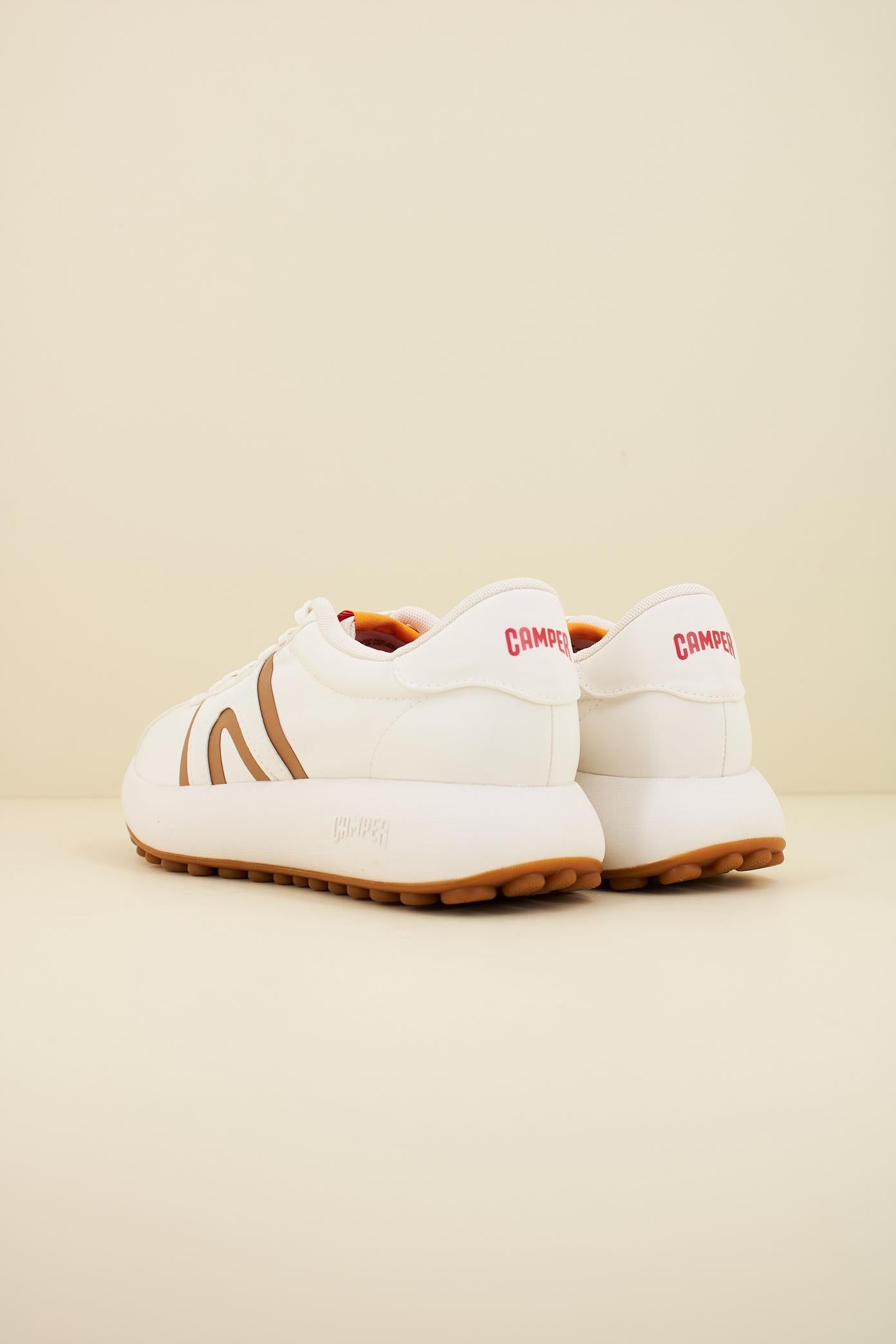 CAMPER VEGA HOUSTON,FILM CRATE en color BLANCO (3)