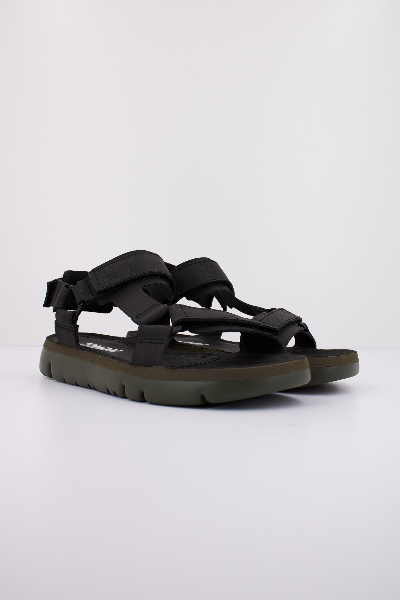 CAMPER ORUGA SANDAL en color NEGRO (2)
