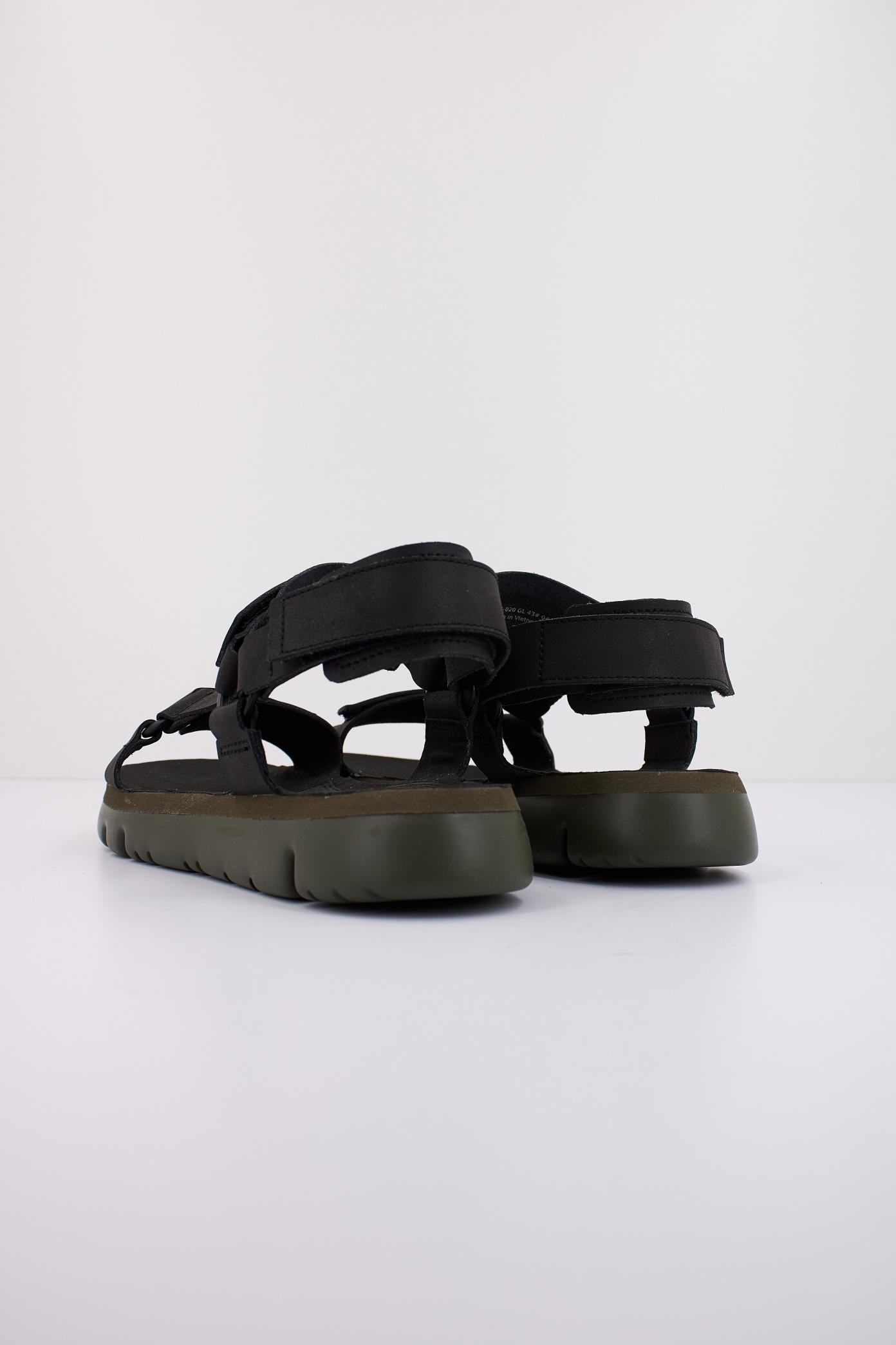 CAMPER ORUGA SANDAL en color NEGRO (3)