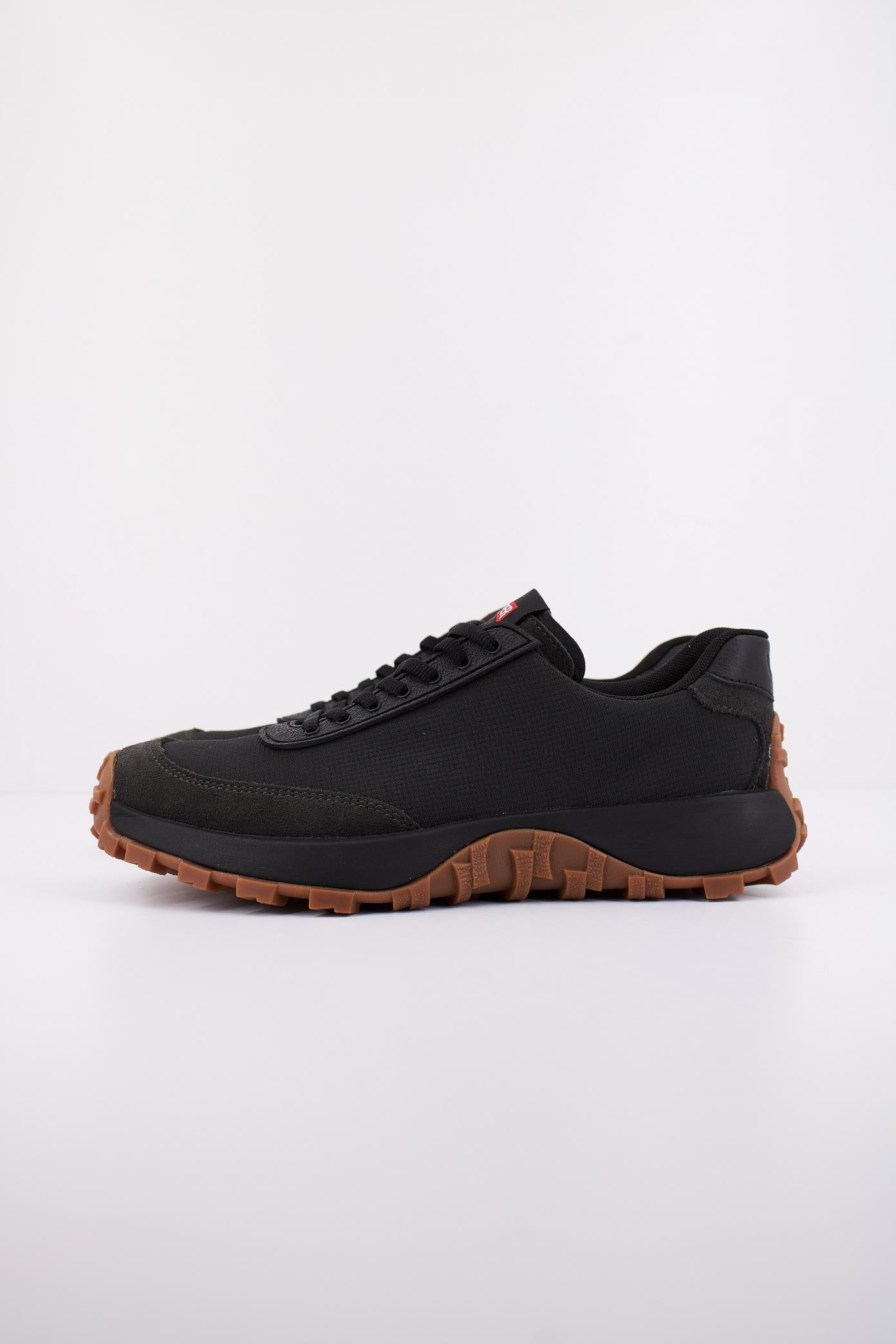 CAMPER DRIFT TRAIL en color NEGRO (1)
